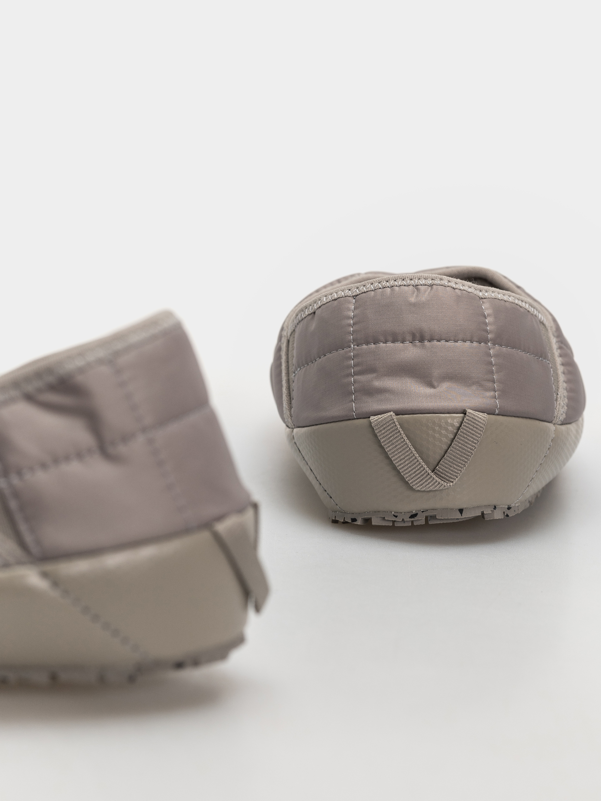 Buty The North Face Thermoball Traction Mule V (stone slab/calacatta)