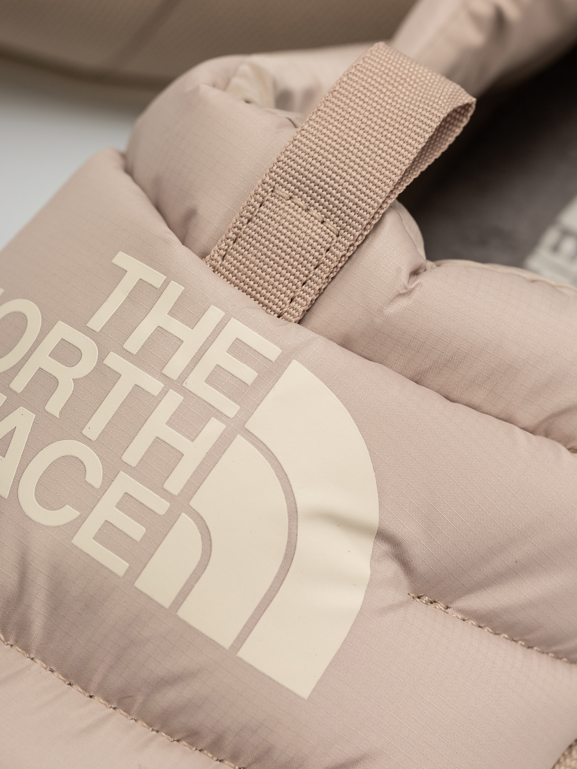 Buty The North Face Nuptse Mule Wmn (timeless taupe/calacatt)