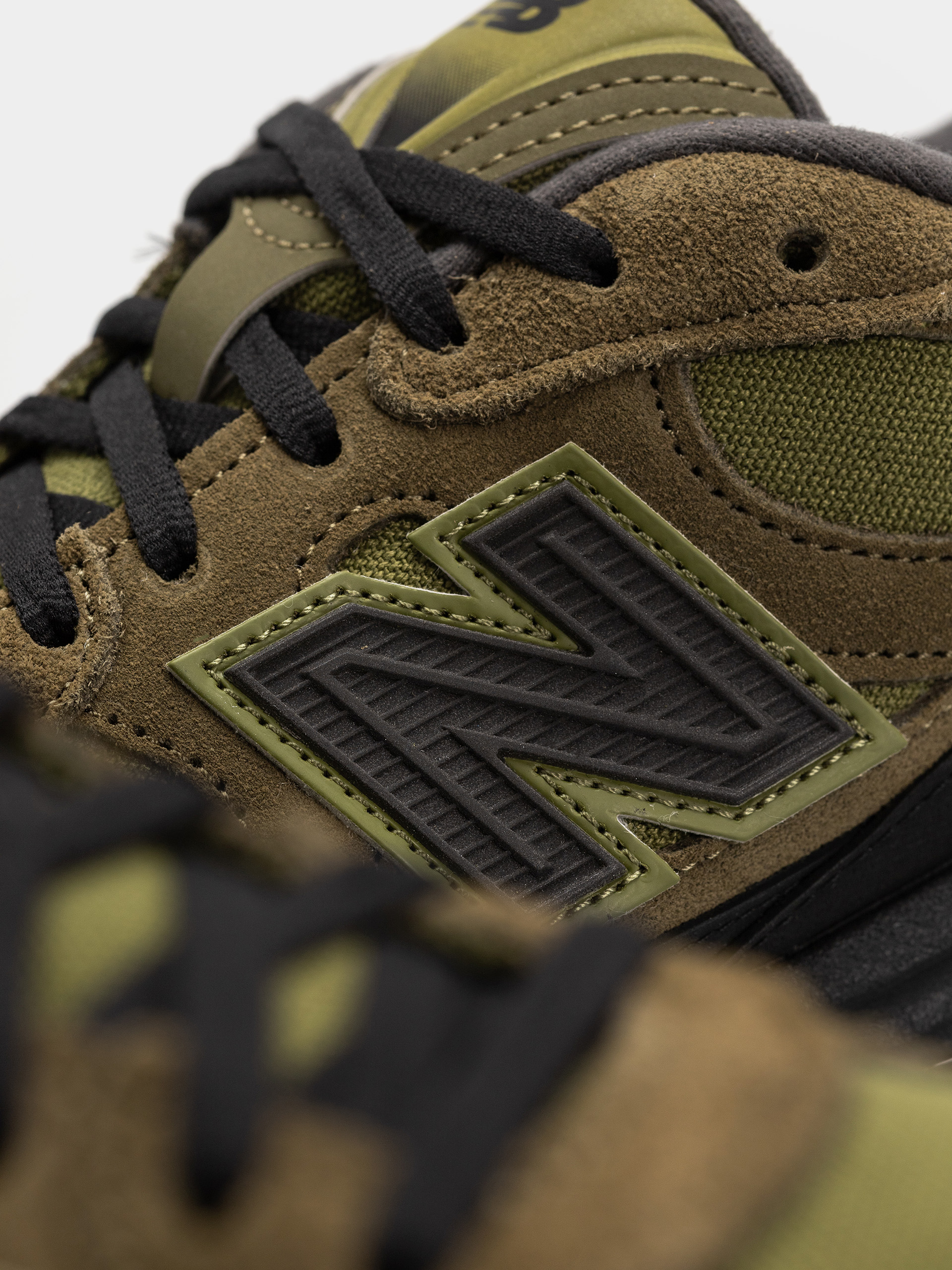 Buty New Balance 2010 (wakame/black)