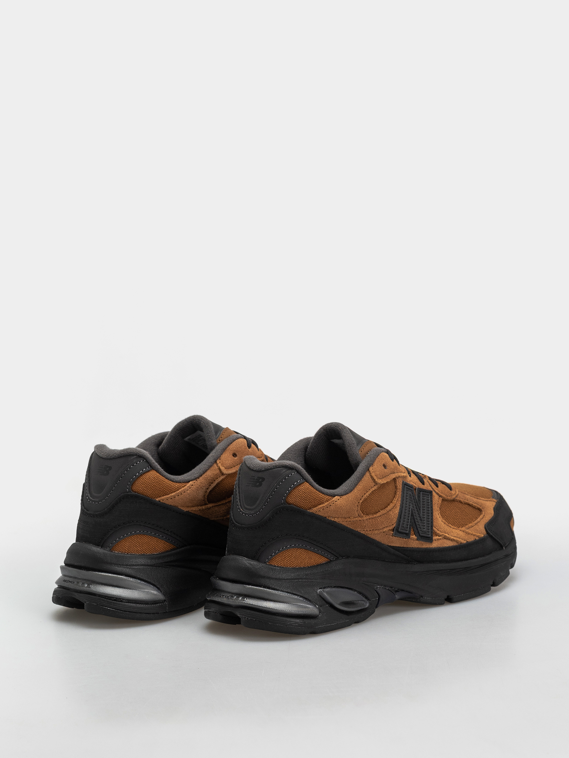 Buty New Balance 2010 (breakfast tea/black)