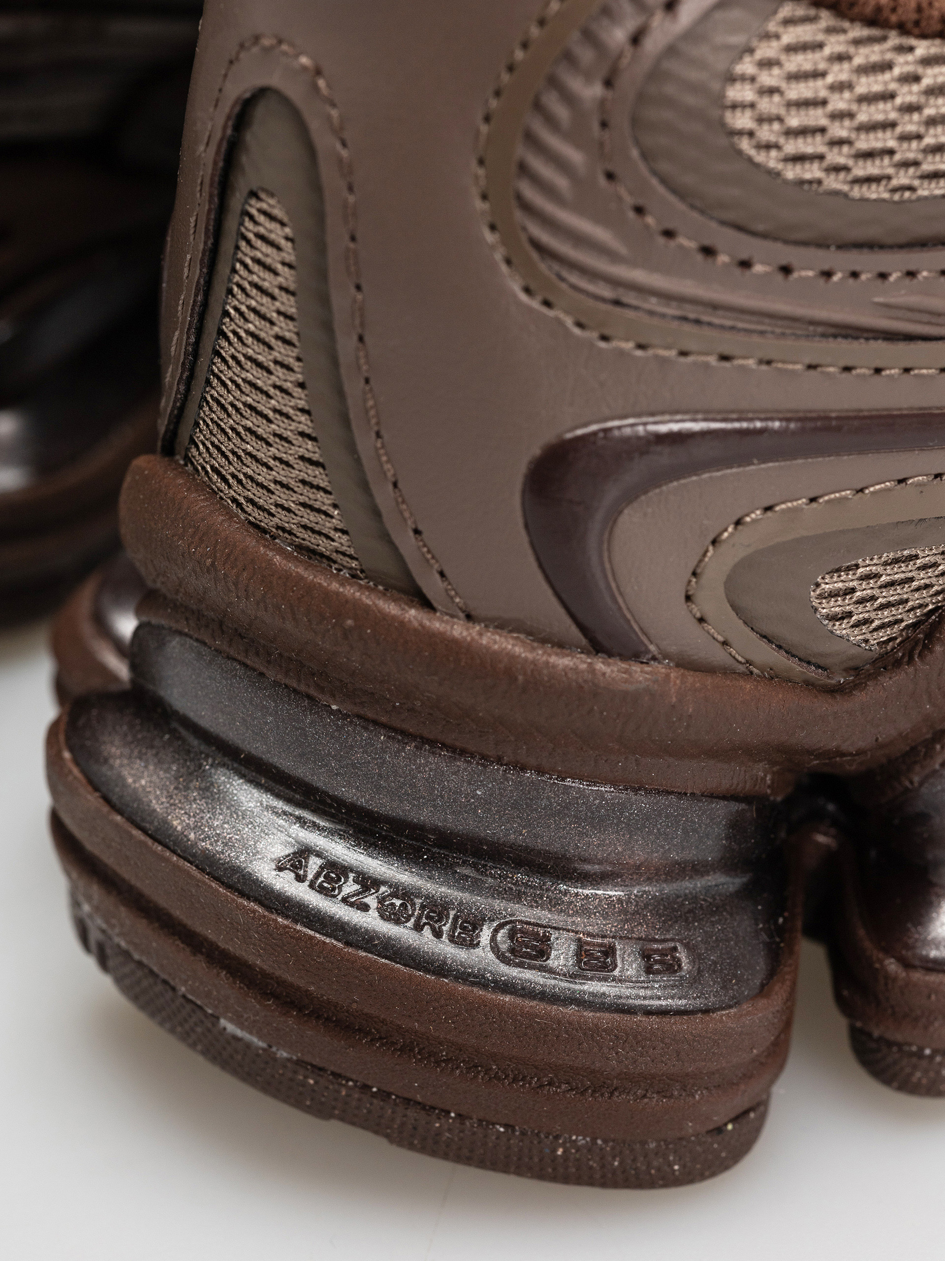 Buty New Balance 2000 (thunder brown/pumpernickel)