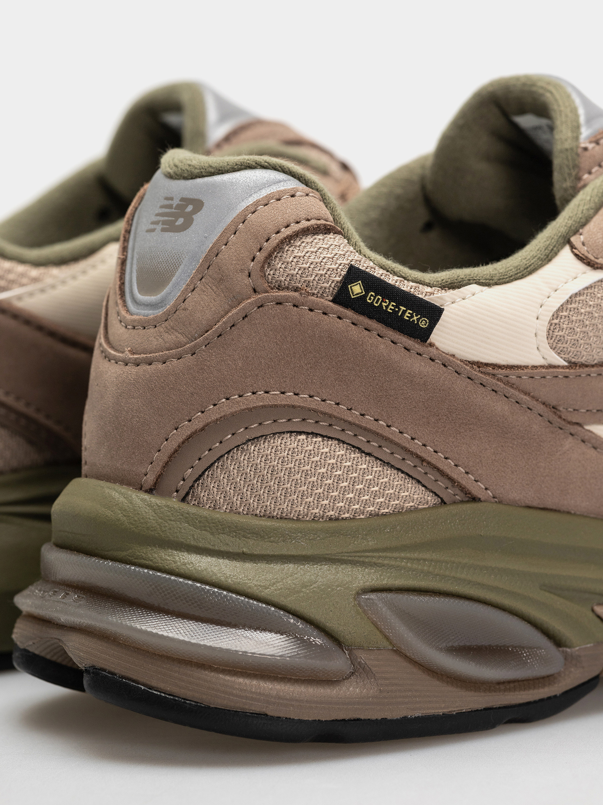Buty New Balance 2010 (light mushroom/timberwolf)