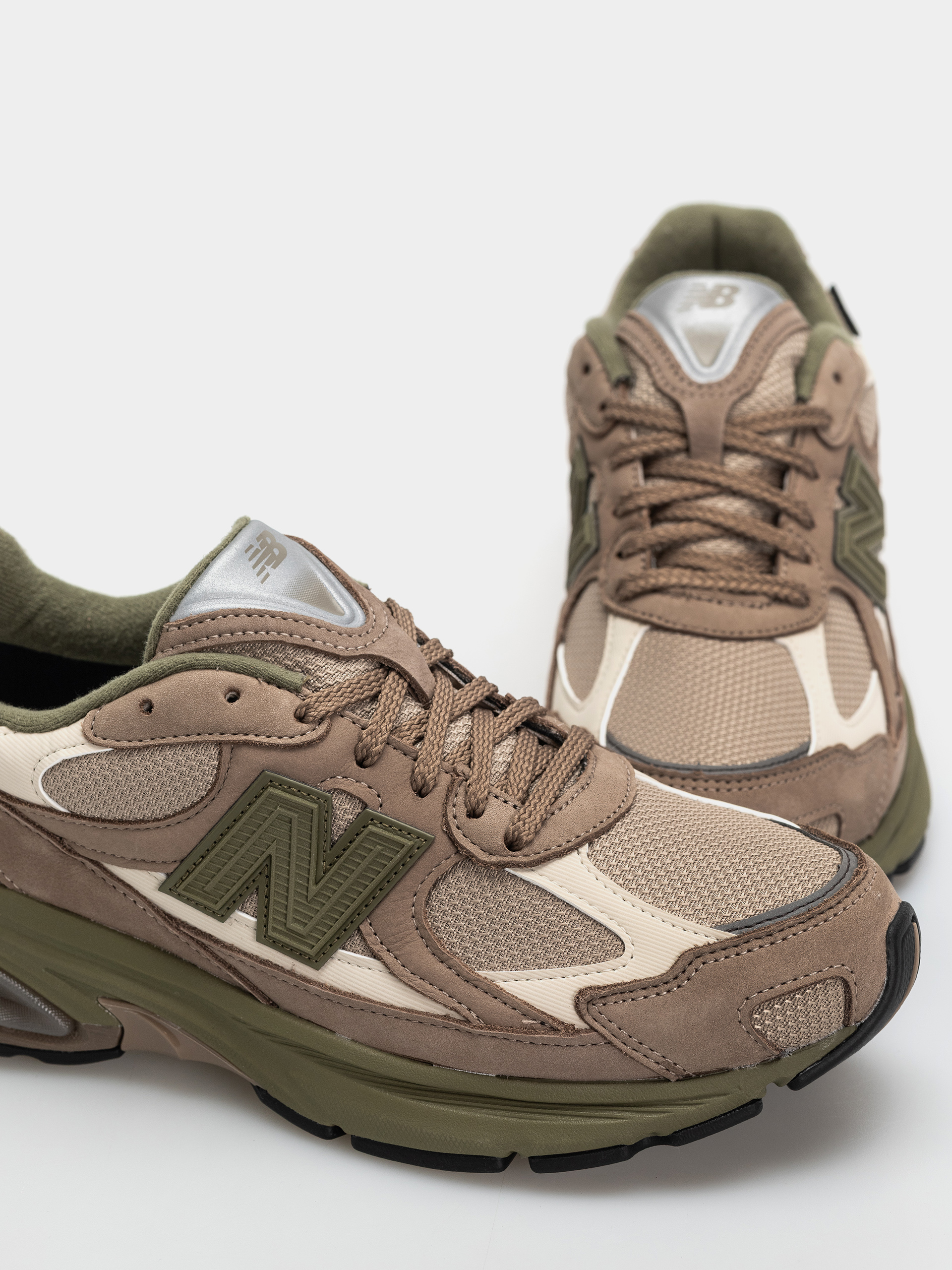 Buty New Balance 2010 (light mushroom/timberwolf)