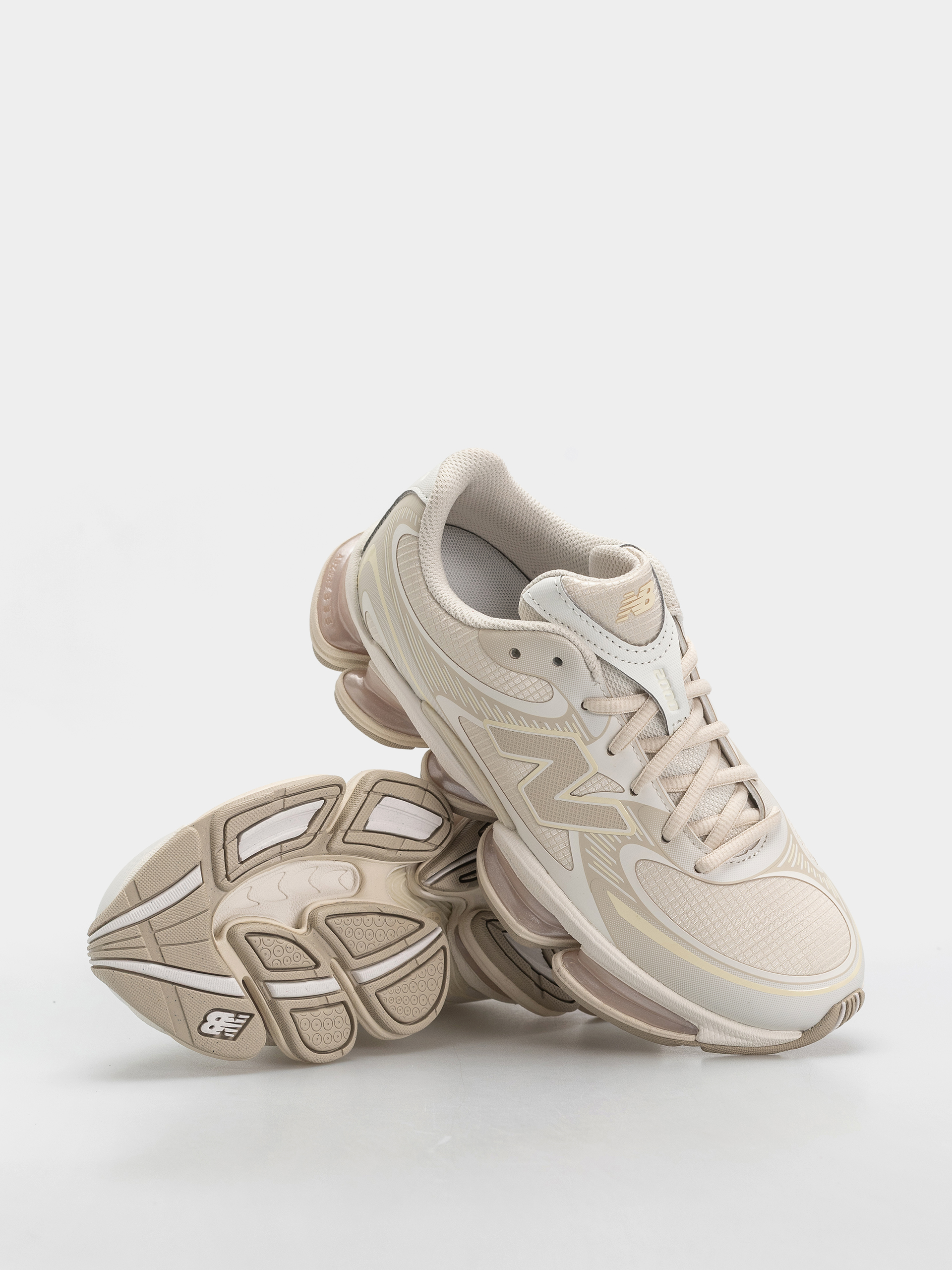 Buty New Balance 2000 (linen/sea salt/timberwolf)