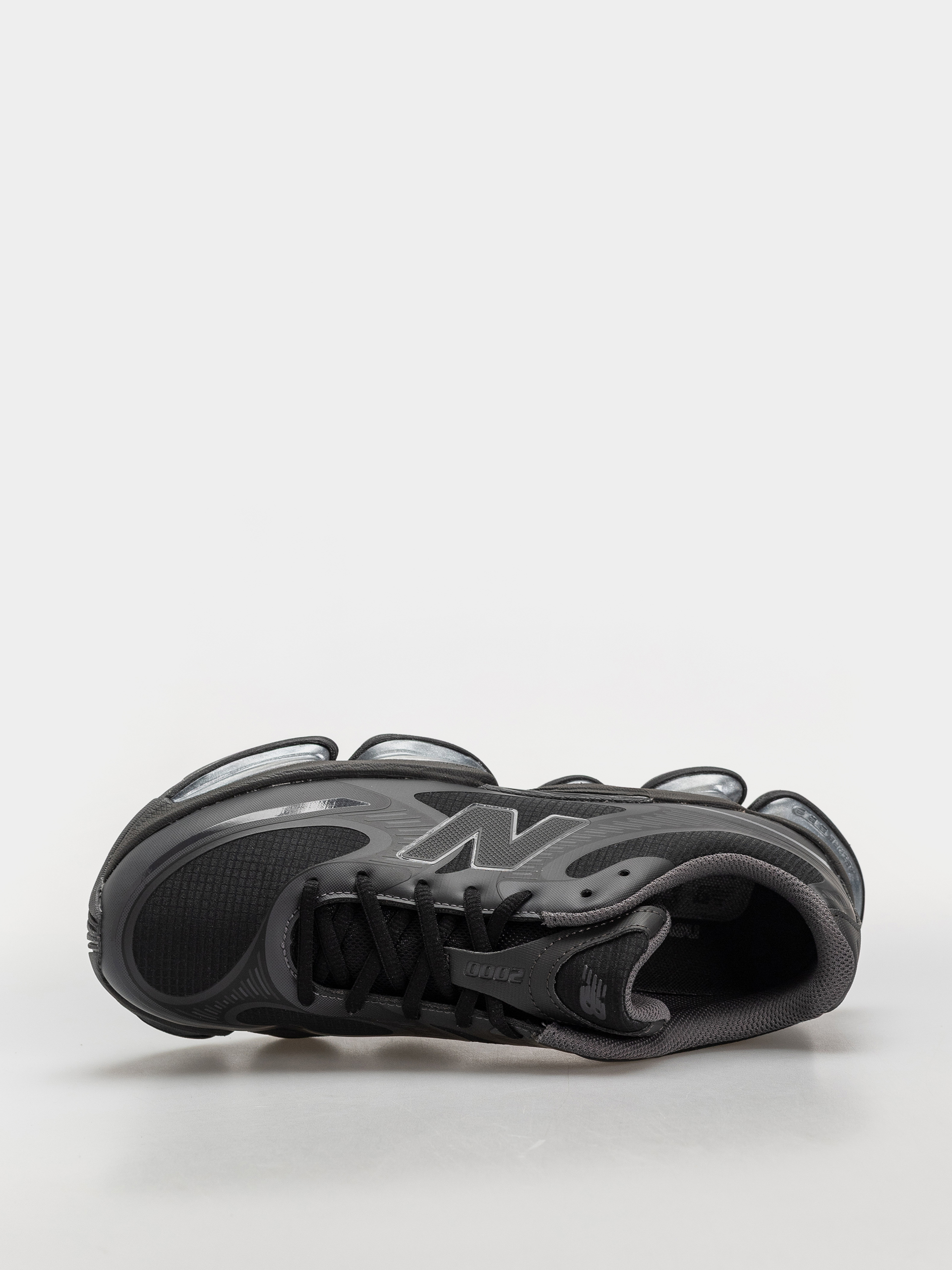 Buty New Balance 2000 (black/black cement/magnet)
