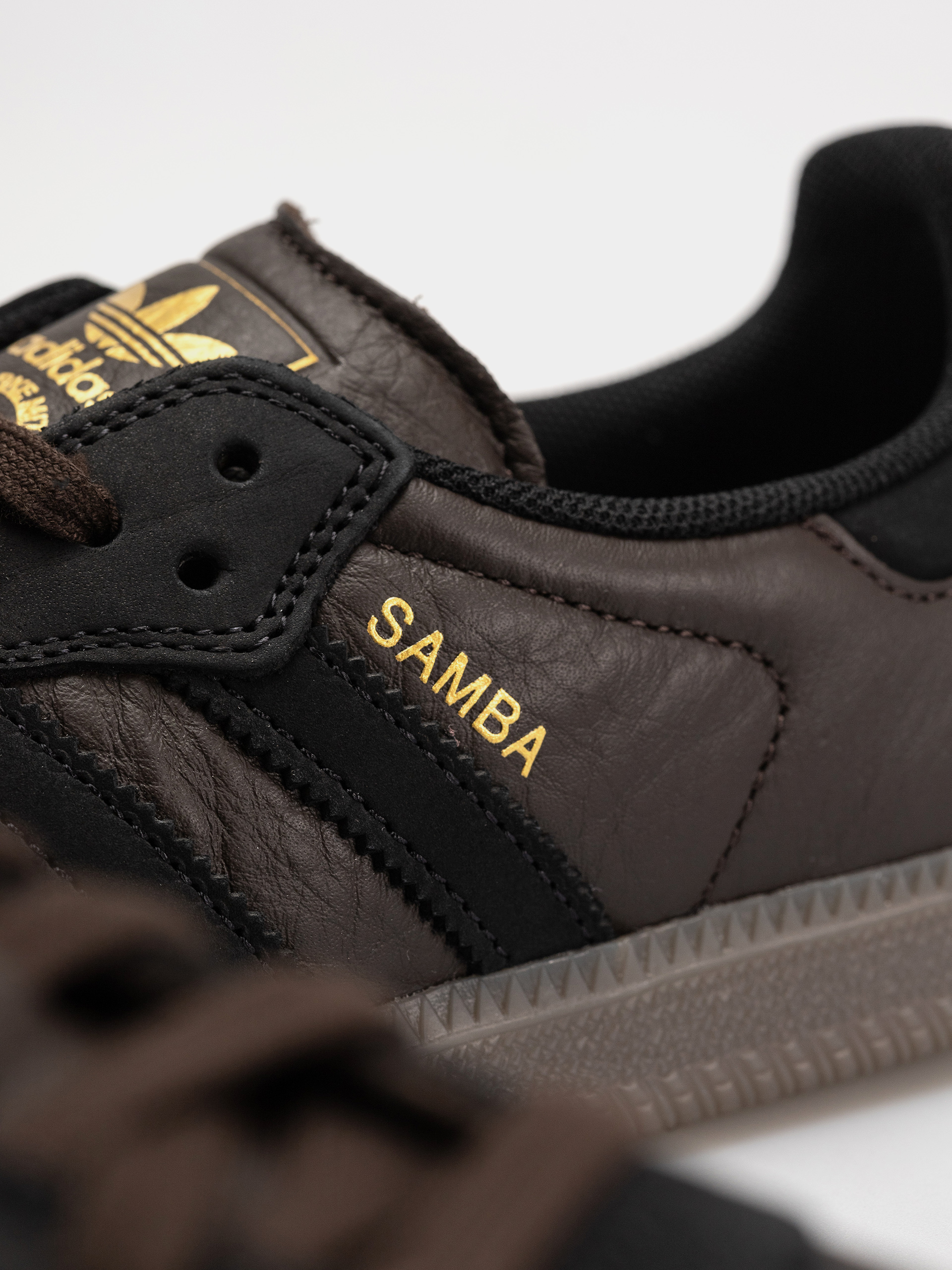 Buty adidas Samba Adv (dbrown/cblack/gum5)