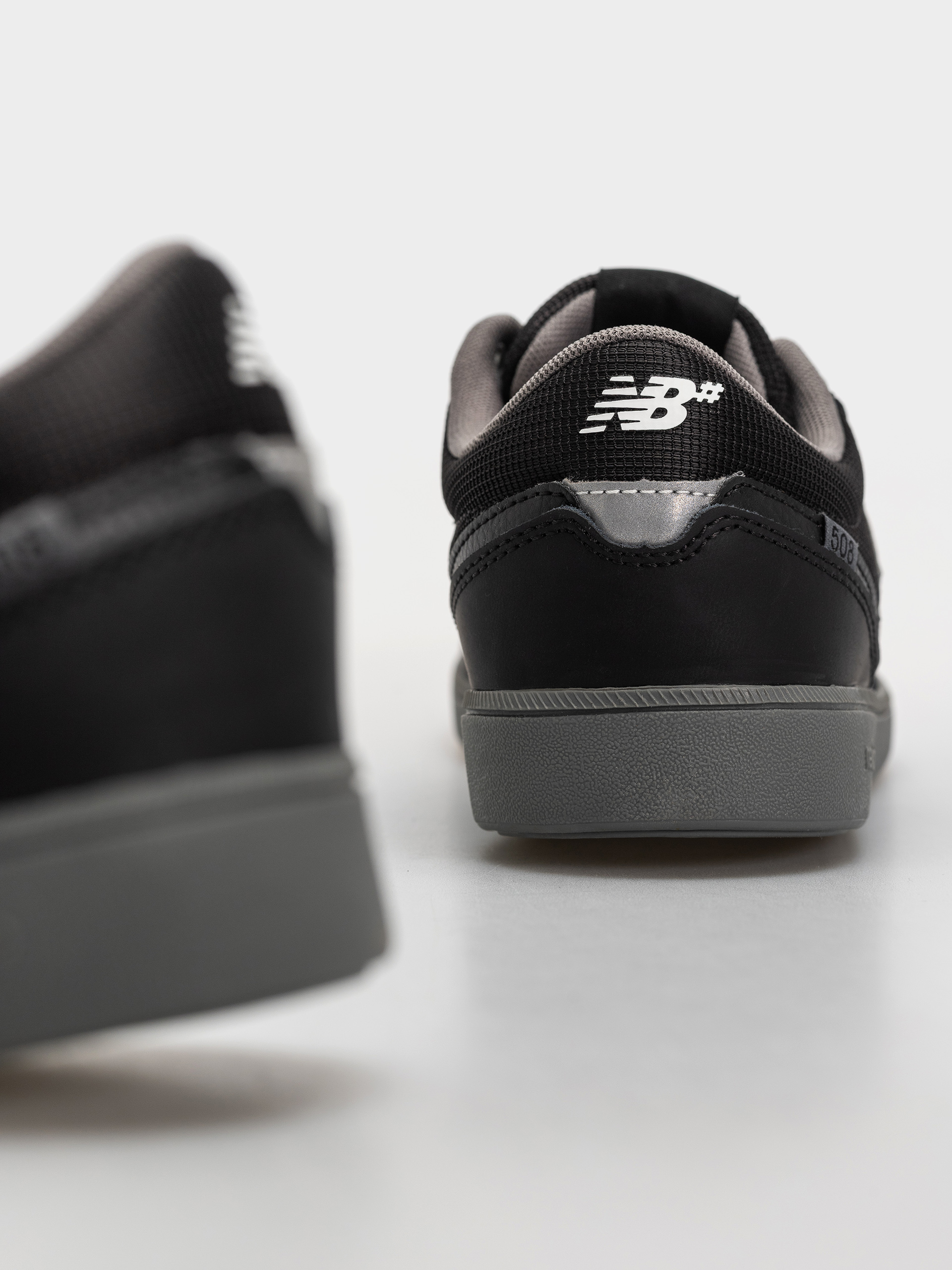 Buty New Balance 508 (black/white)