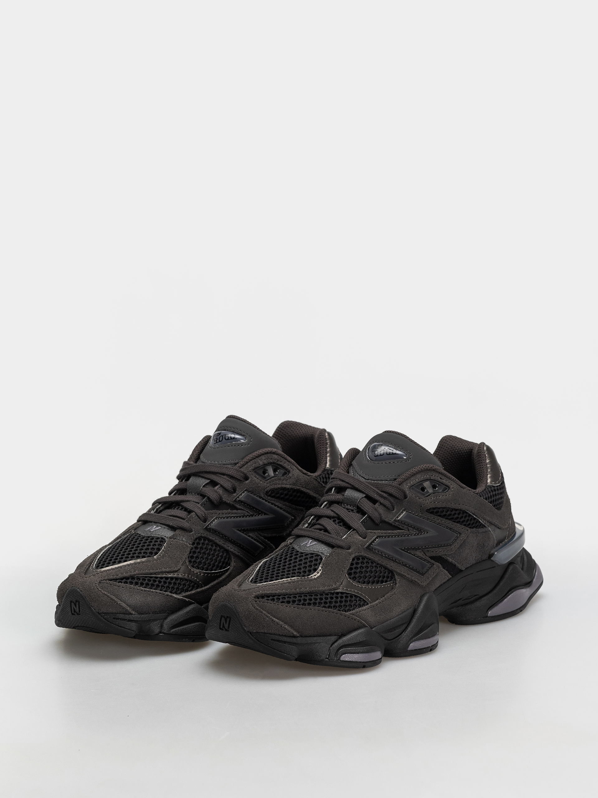 Buty New Balance 9060 (black/neptune grey)