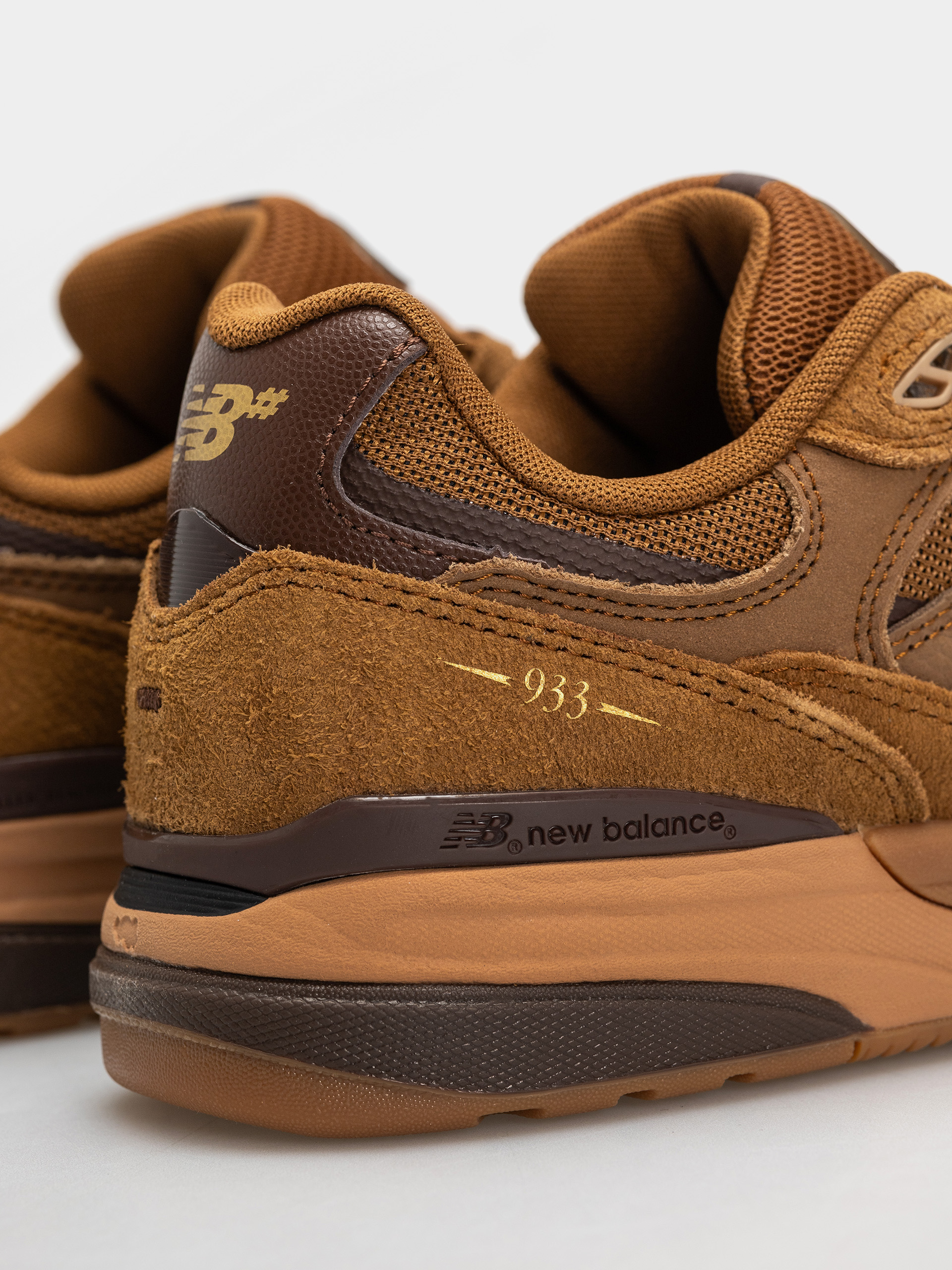 Buty New Balance 933 (breakfast tea/pumpernickel)