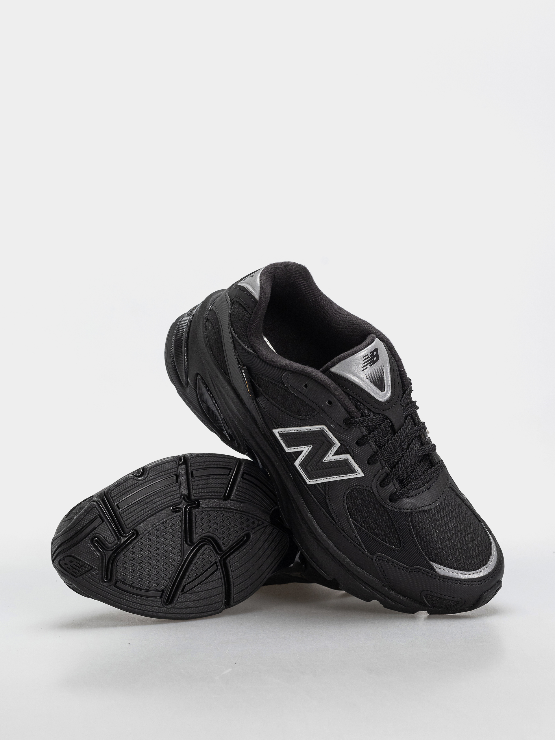 Buty New Balance 2010 (black/black)