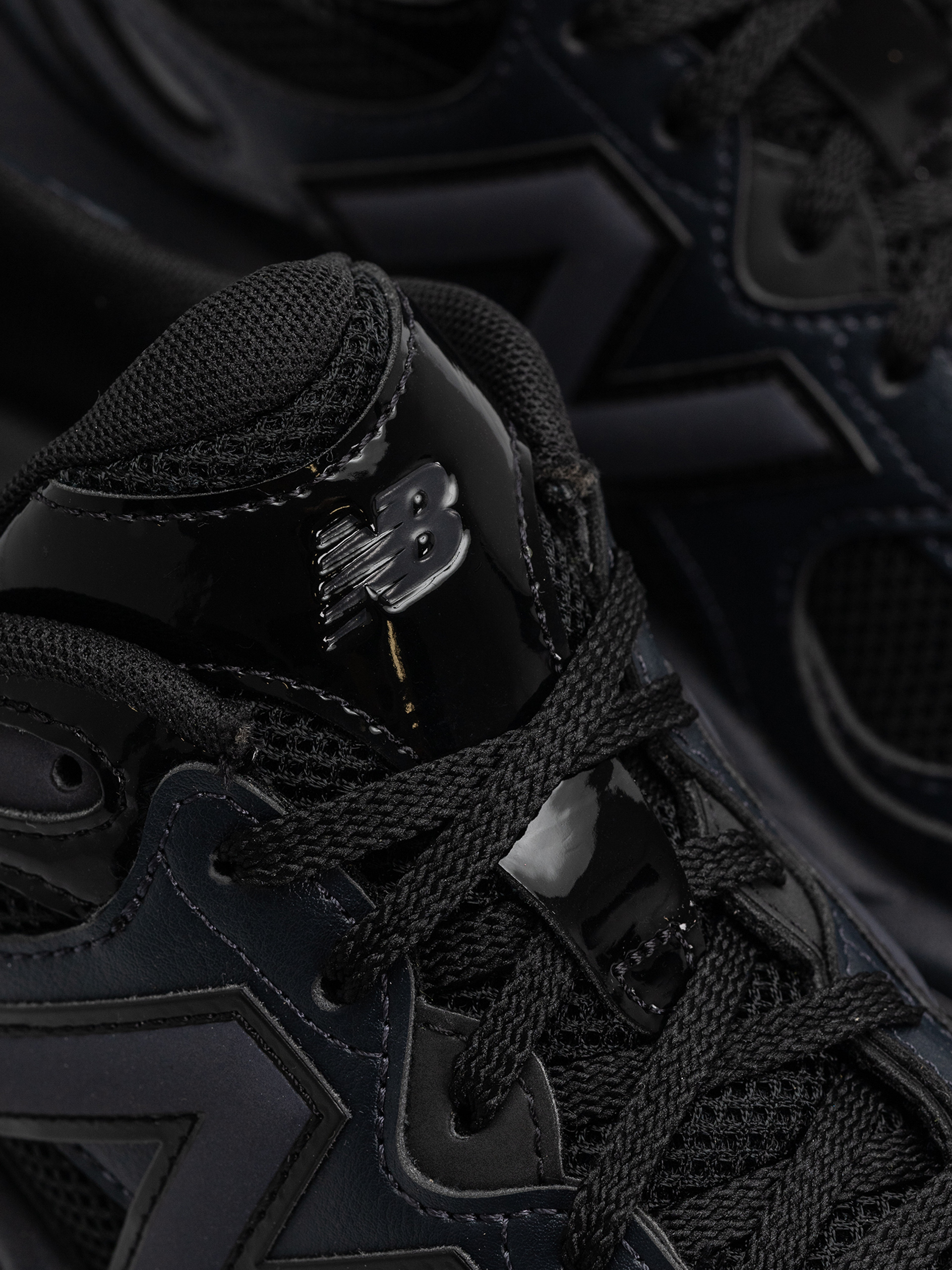 Buty New Balance 983 (black/dark night)