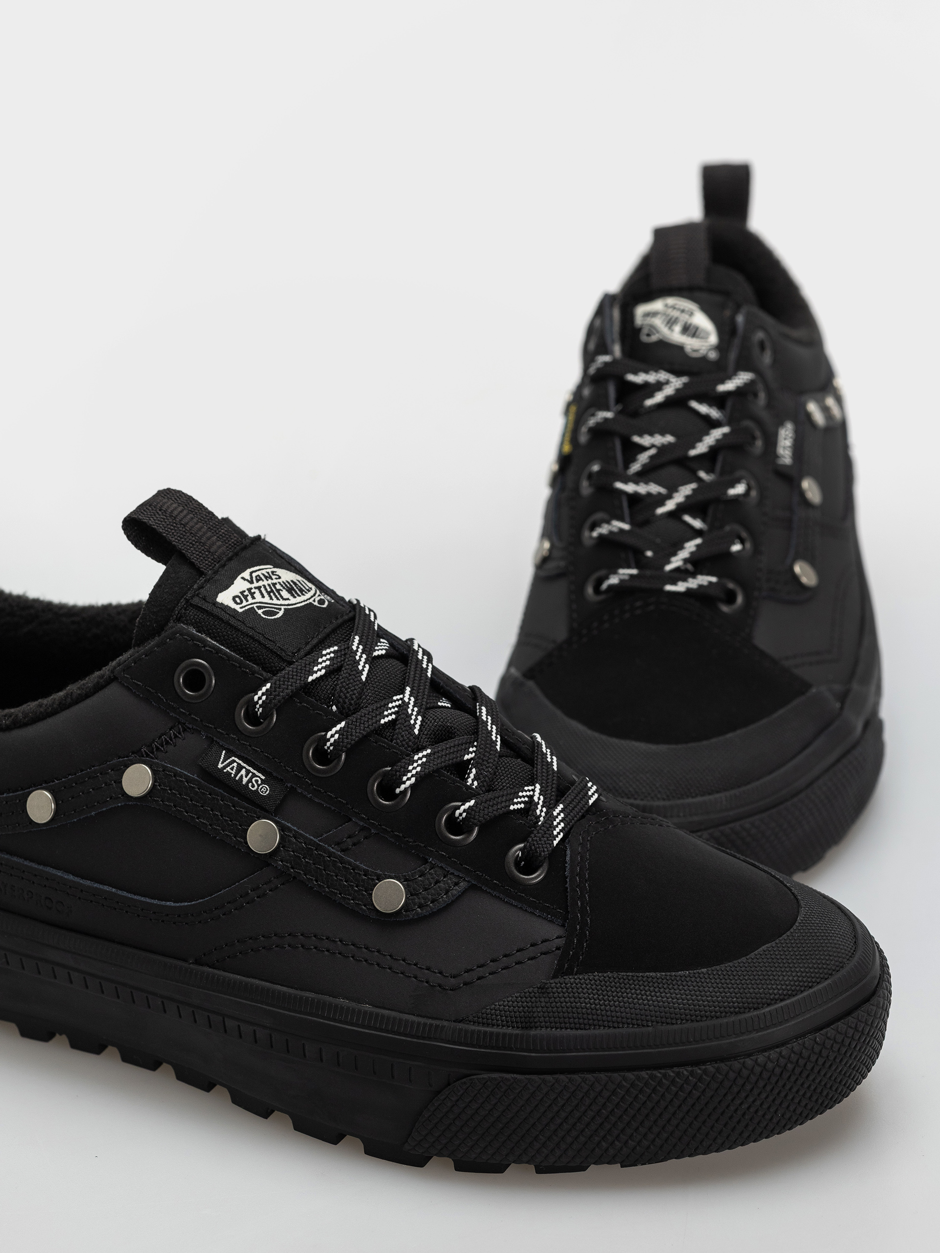 Buty Vans Old Skool Waterproof Insulated Mte (black)