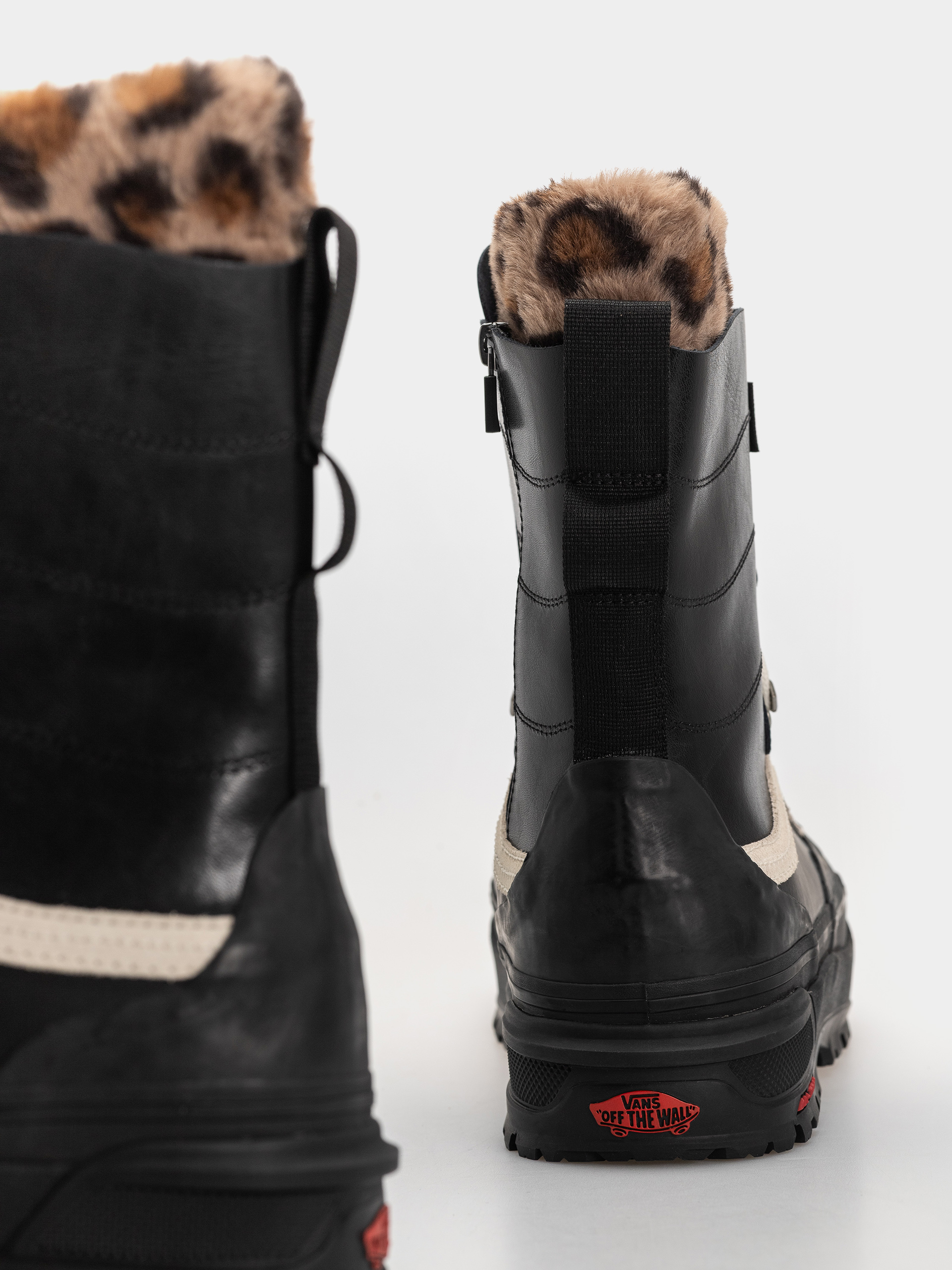 Buty Vans Standard Hi 2.0 Mte (black/black)