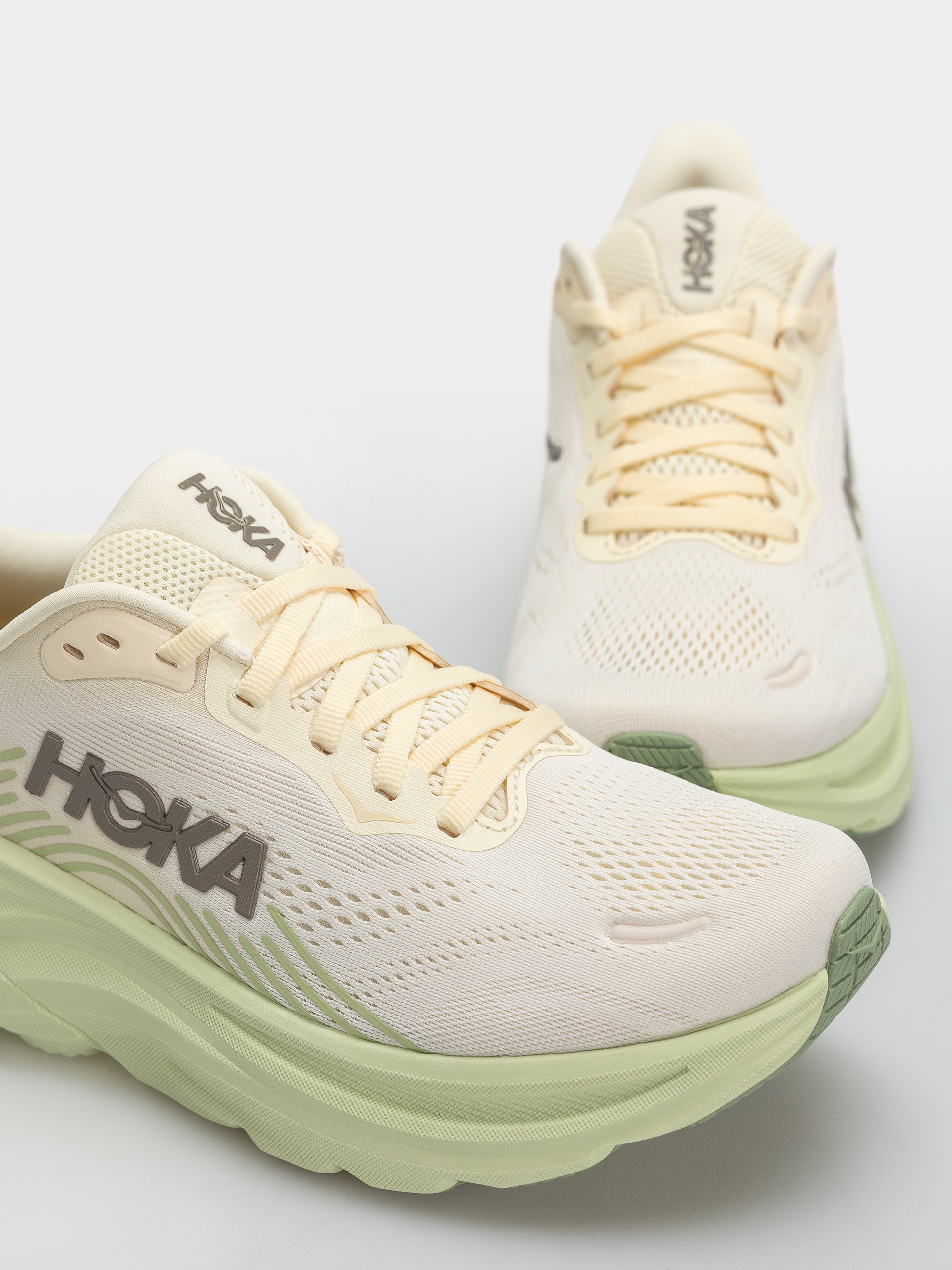 Buty Hoka Clifton 11 Wmn (alabaster/morning dew)