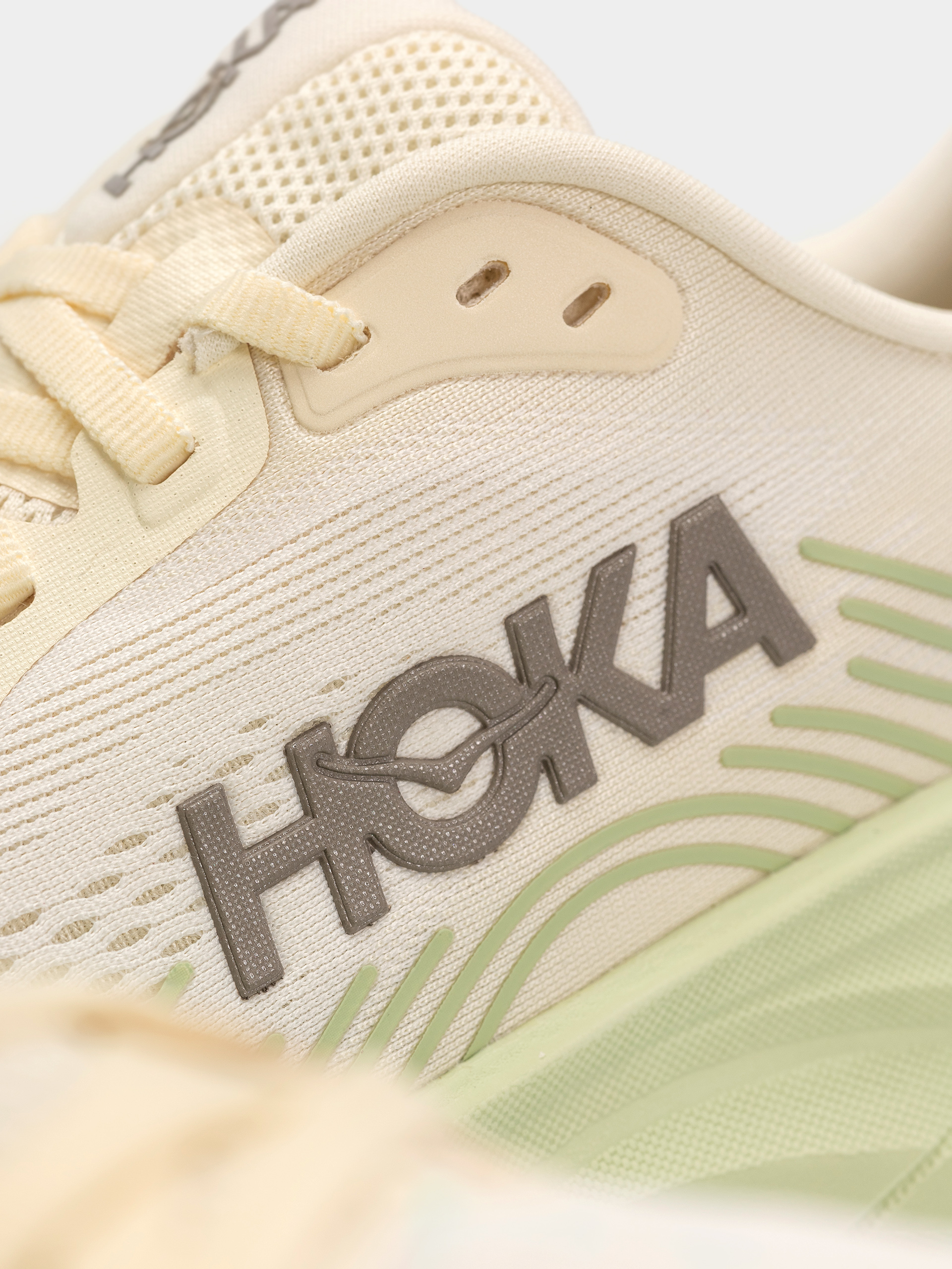 Buty Hoka Clifton 11 Wmn (alabaster/morning dew)