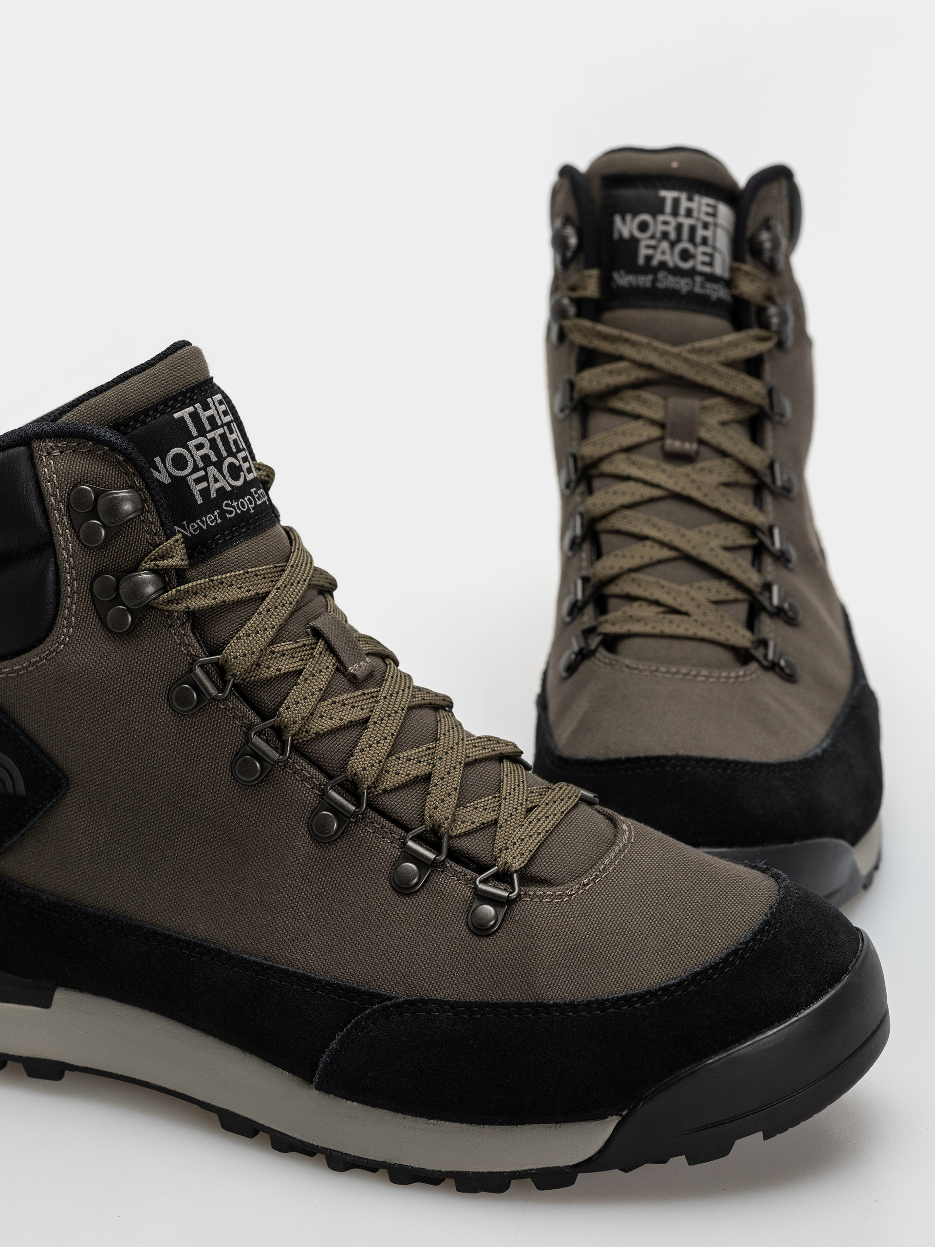 Buty The North Face Back To Berkeley Iv Textile Wp (new taupe green/tnf black)