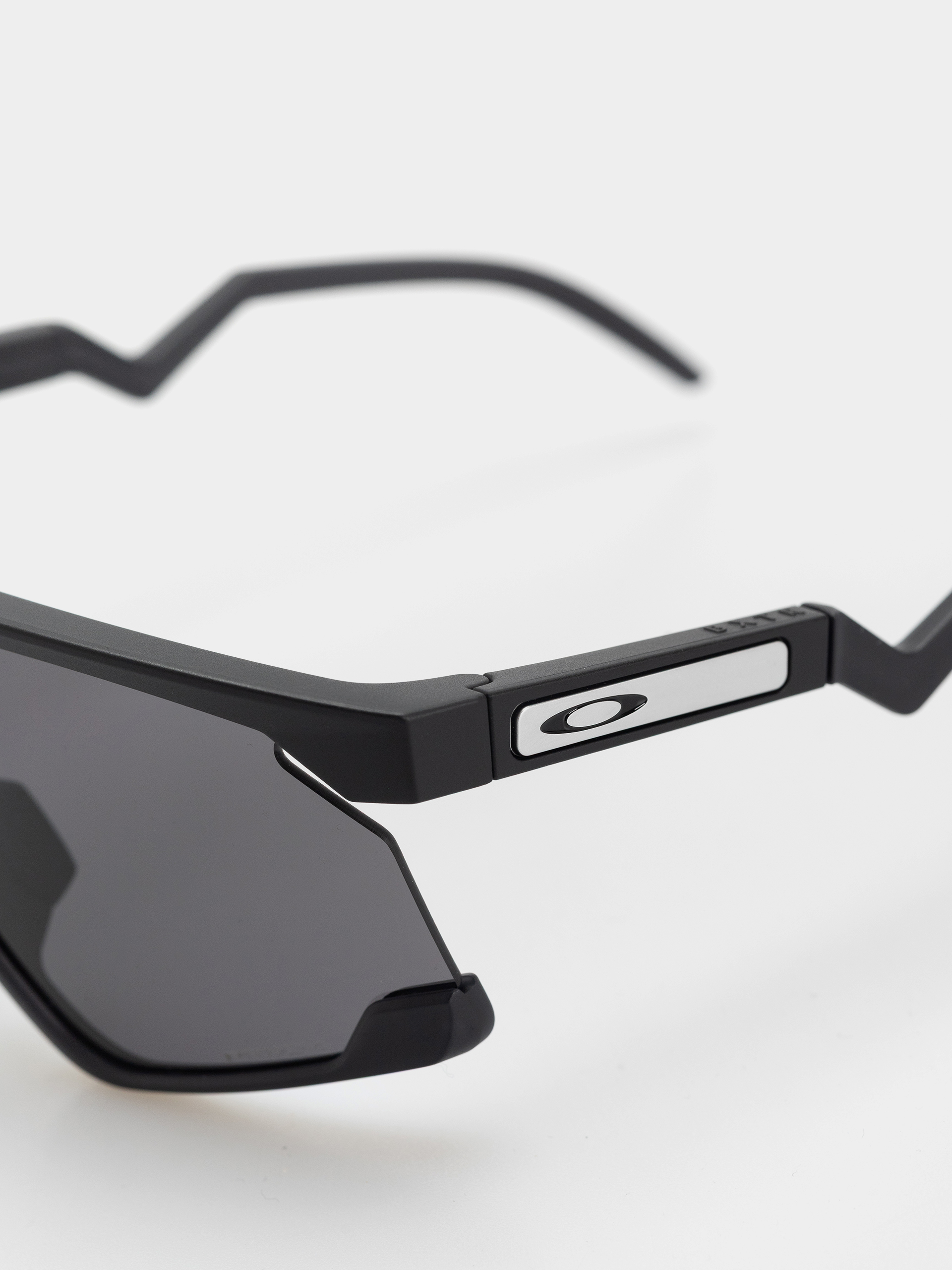 Okulary przeciwsłoneczne Oakley Bxtr (matte black/prizm grey)