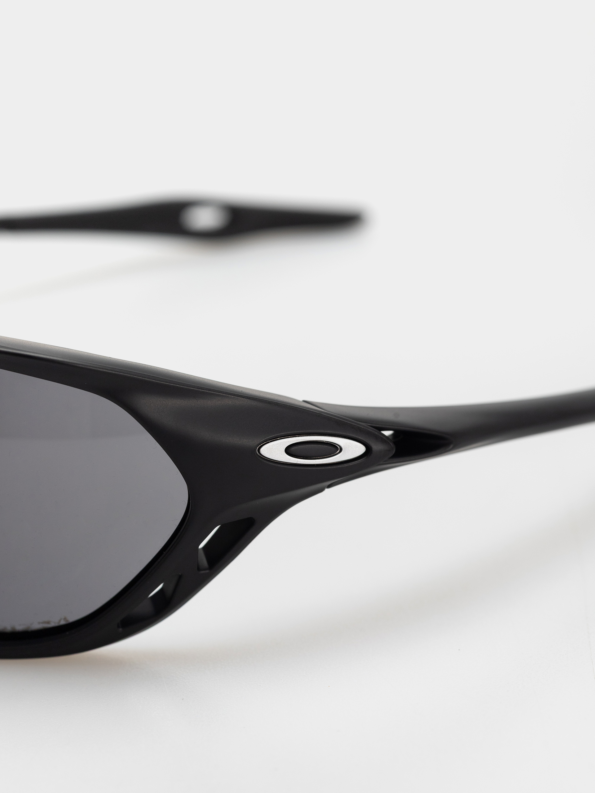Okulary przeciwsłoneczne Oakley Cage Jacket (matte black/prizm grey)