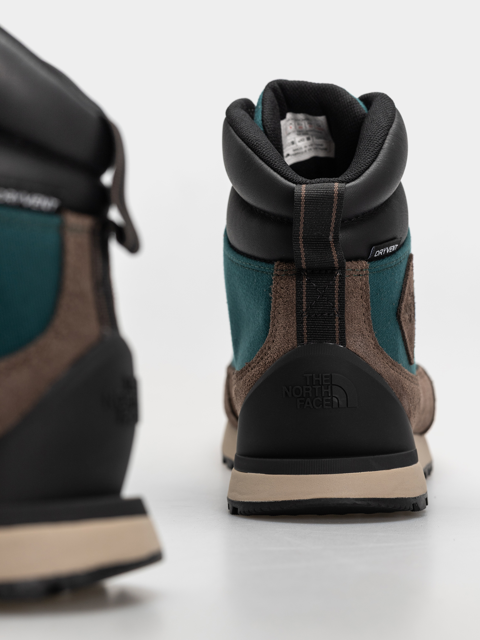 Buty The North Face Back To Berkeley Iv Textile Wp (pacific teal/smokey bro)