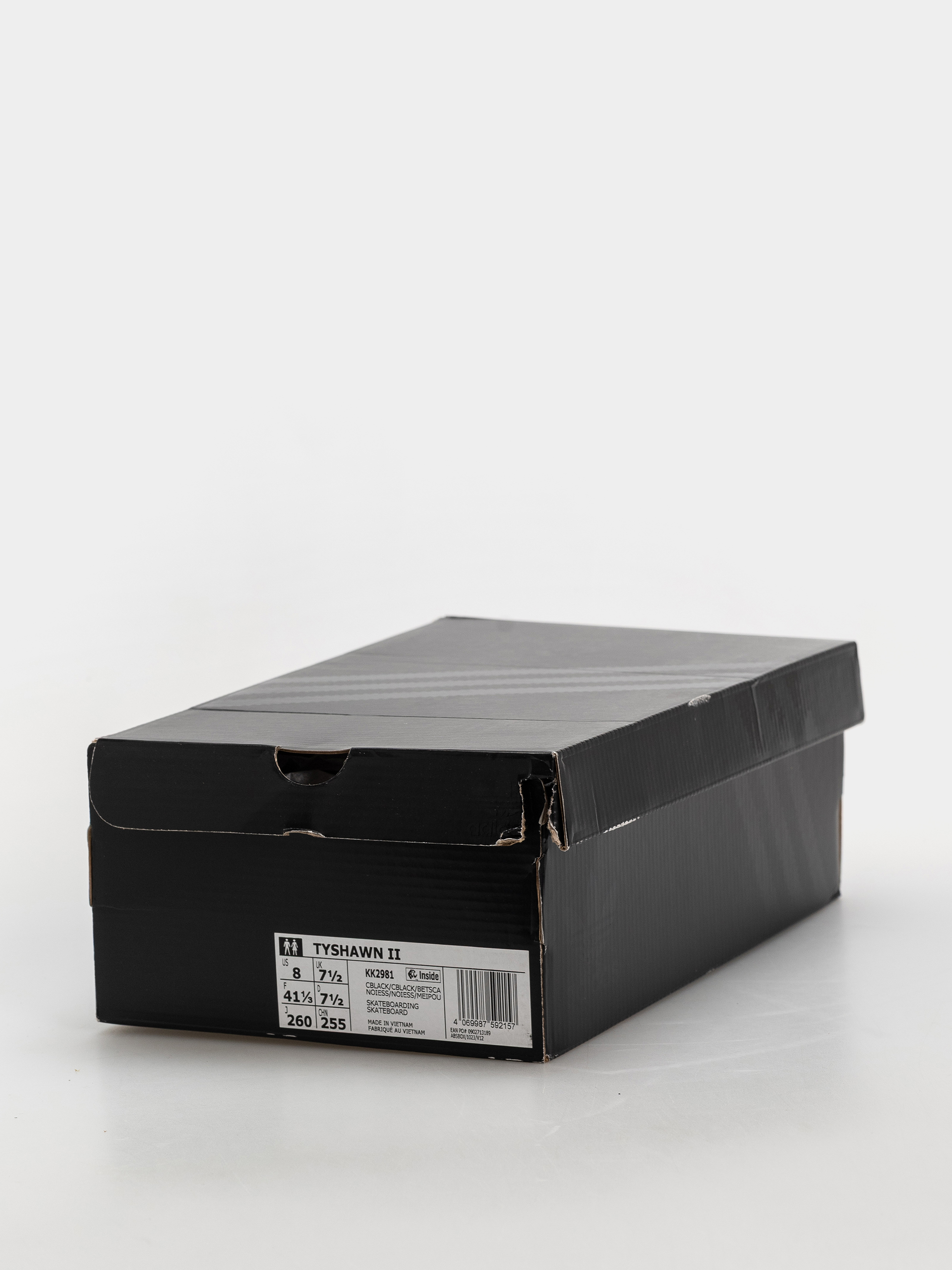 Buty adidas Tyshawn II (cblack/cblack/betsca)