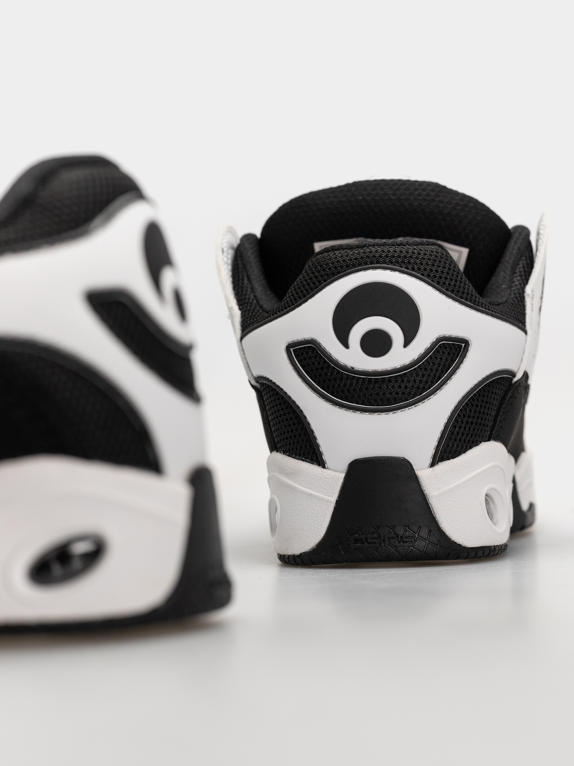 Buty Osiris D3 OG (black/white/zigzag)