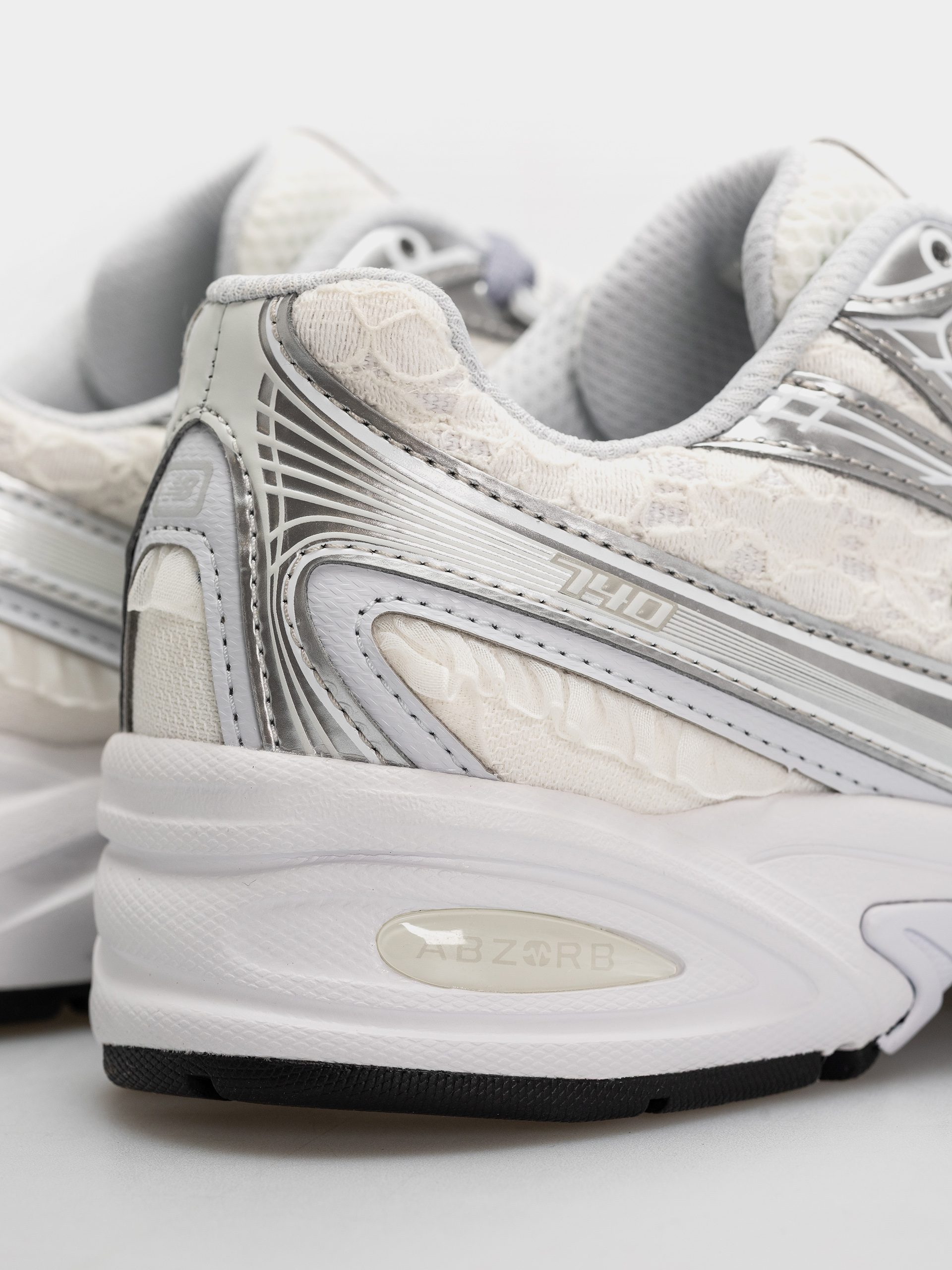 Buty New Balance 740 (linen/silver metallic)