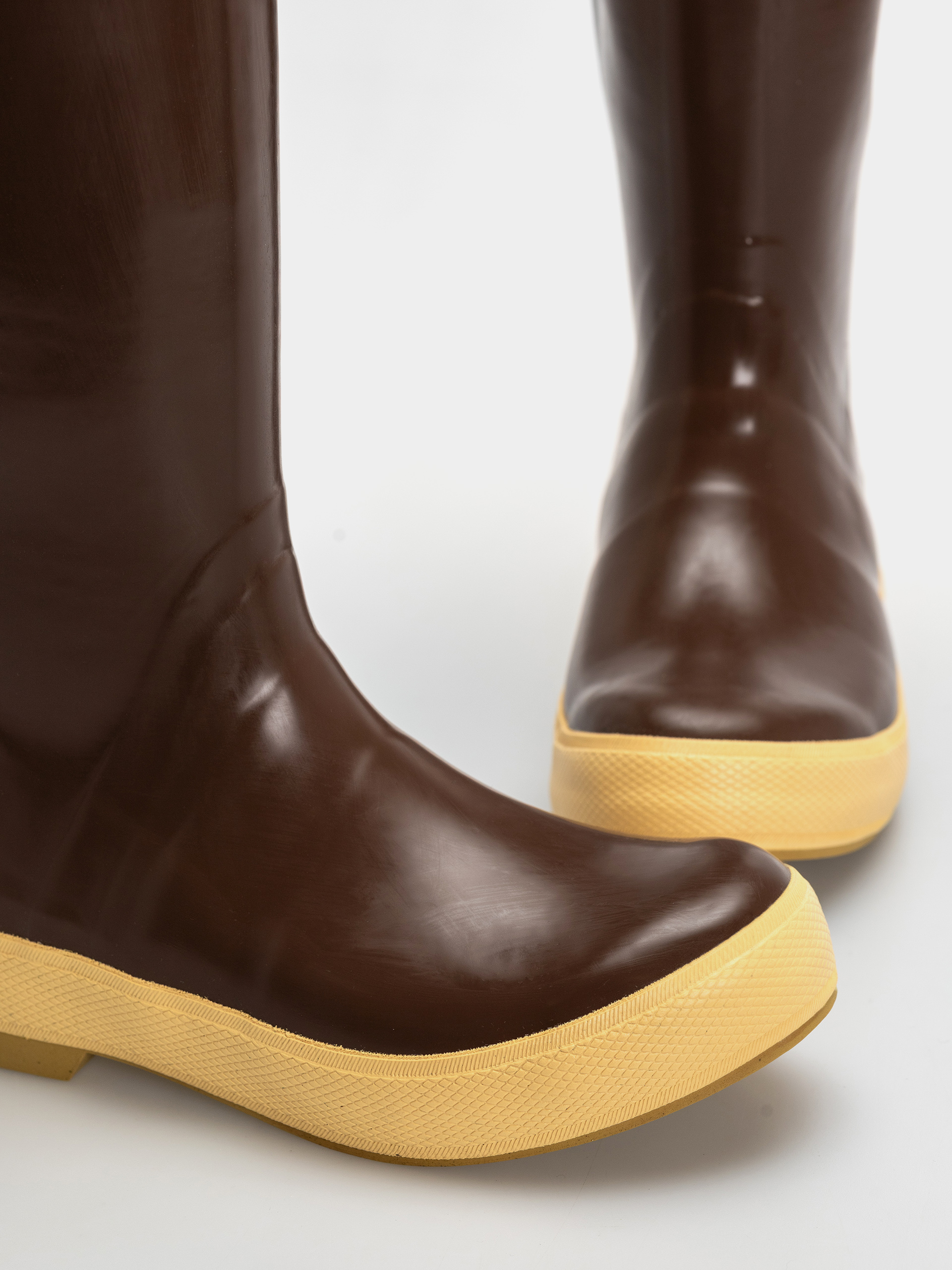 Buty Xtratuf Salmon Sisters 15 Legacy Boot Wmn (brown tin fish)