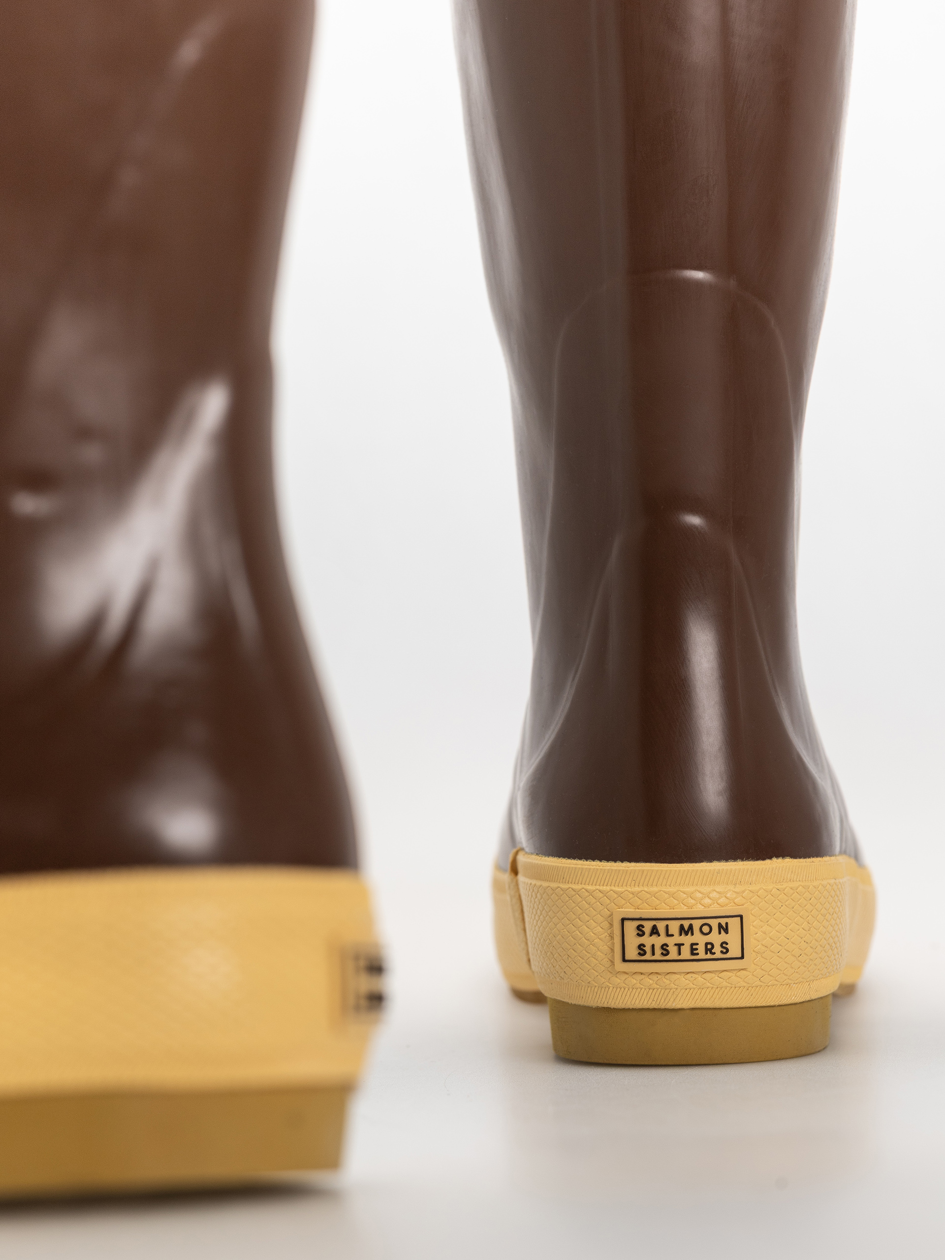 Buty Xtratuf Salmon Sisters 15 Legacy Boot Wmn (brown tin fish)