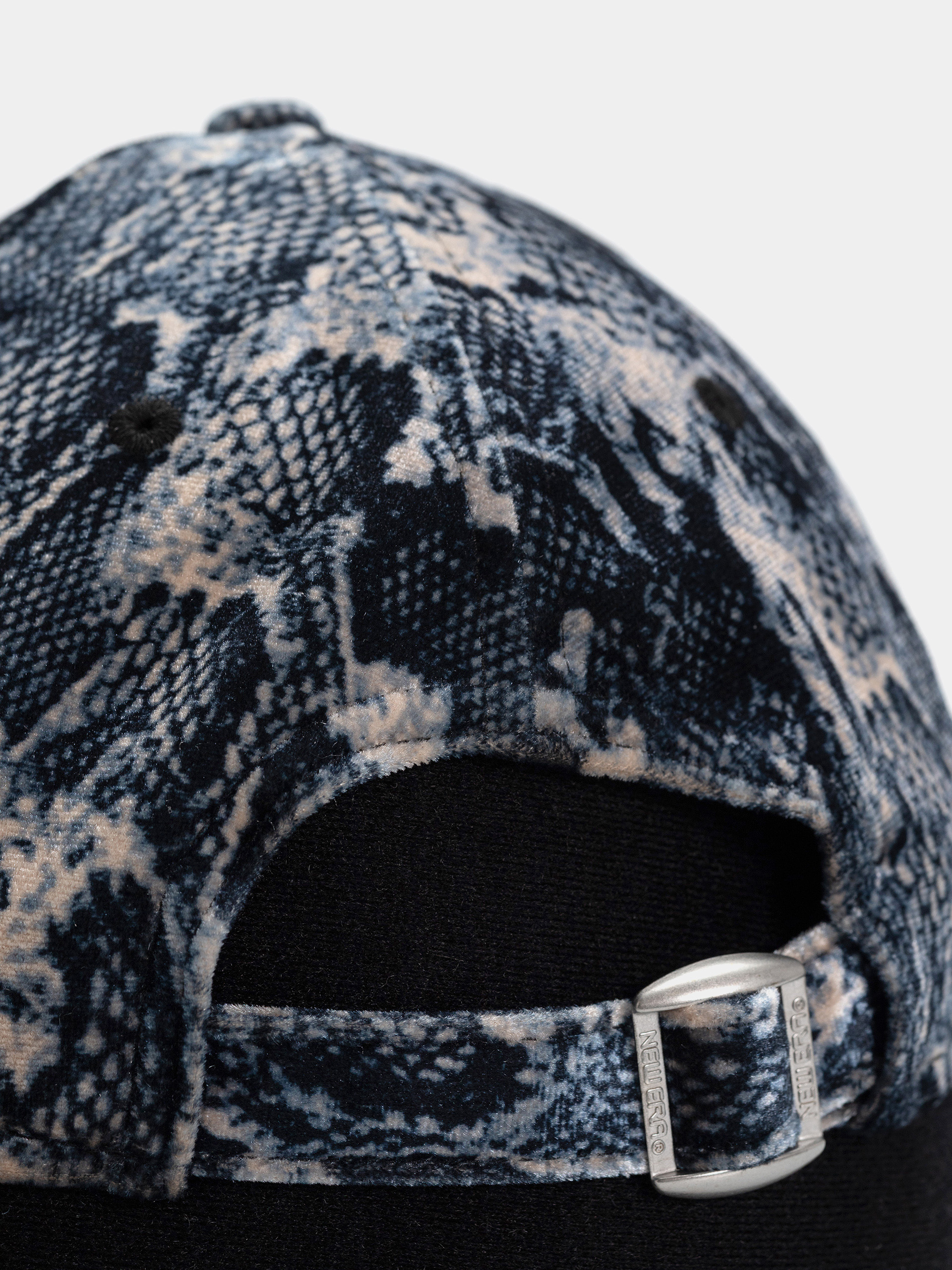 Czapka z daszkiem New Era Snake Print 9Forty New York Yankees Wmn (snake)