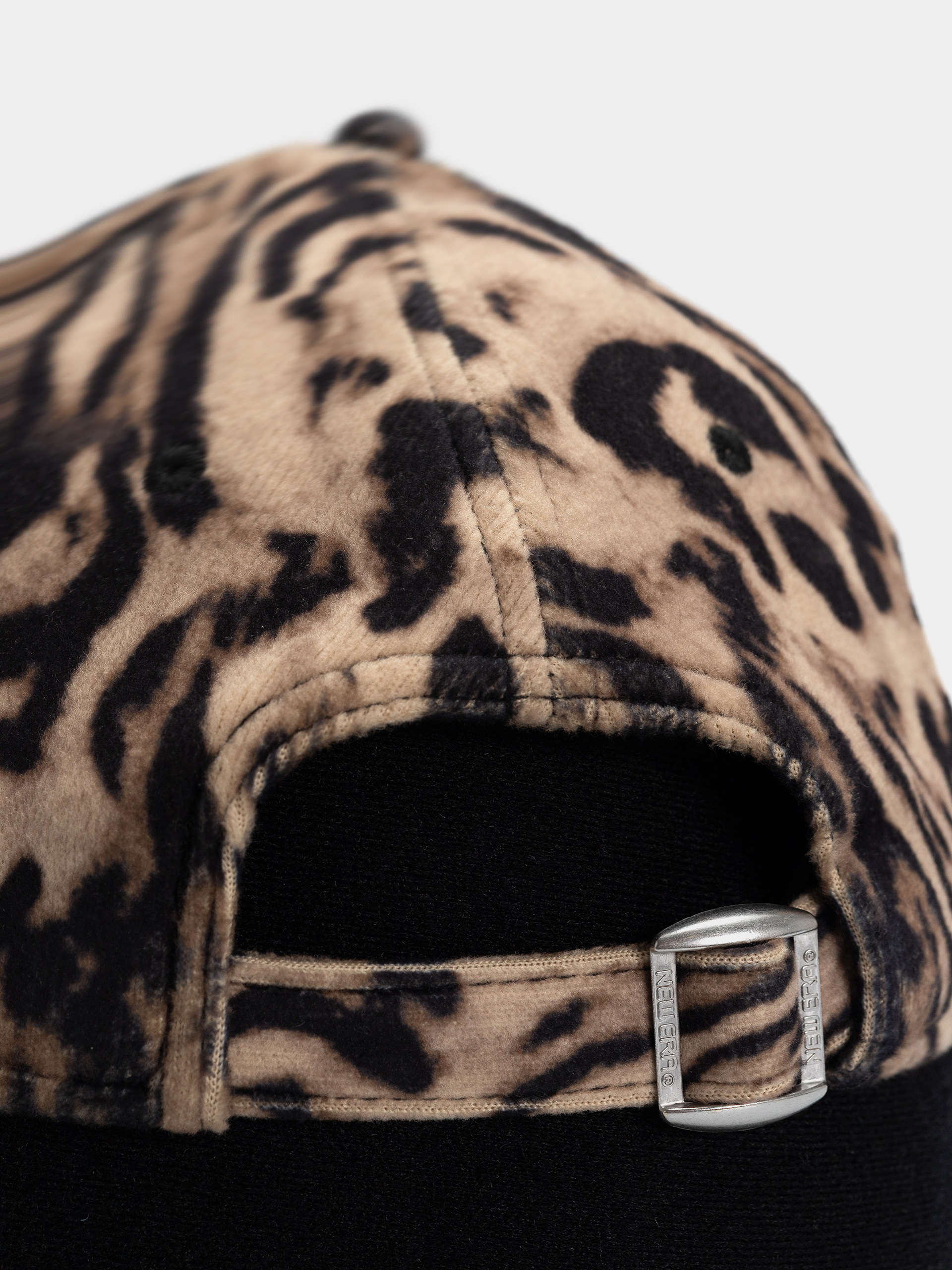 Czapka z daszkiem New Era Ocelot Print 9Forty New York Yankees Wmn (ocelot print)