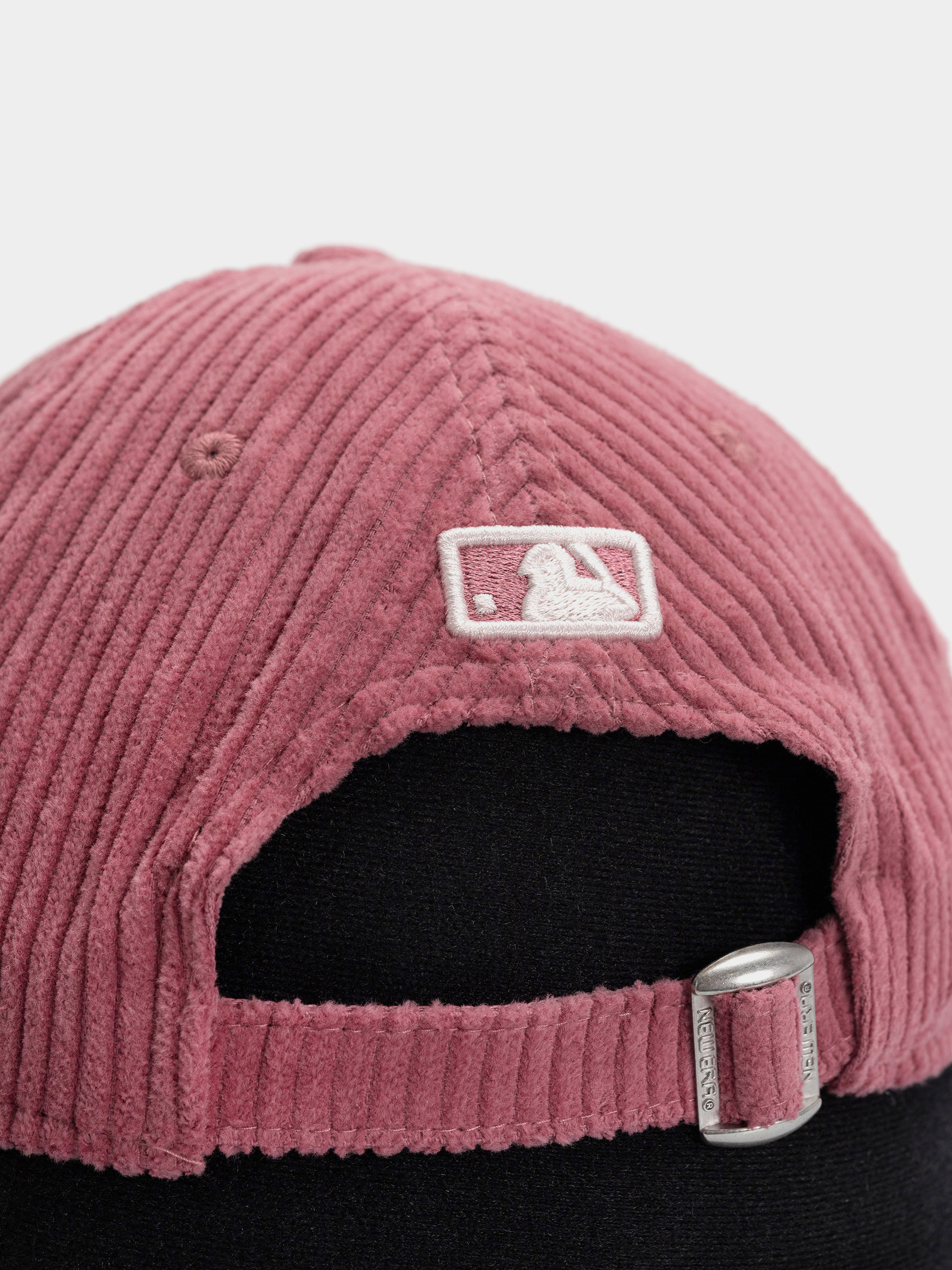 Czapka z daszkiem New Era Chunky Cord 9Forty Mc New York Yankees Wmn (pink)
