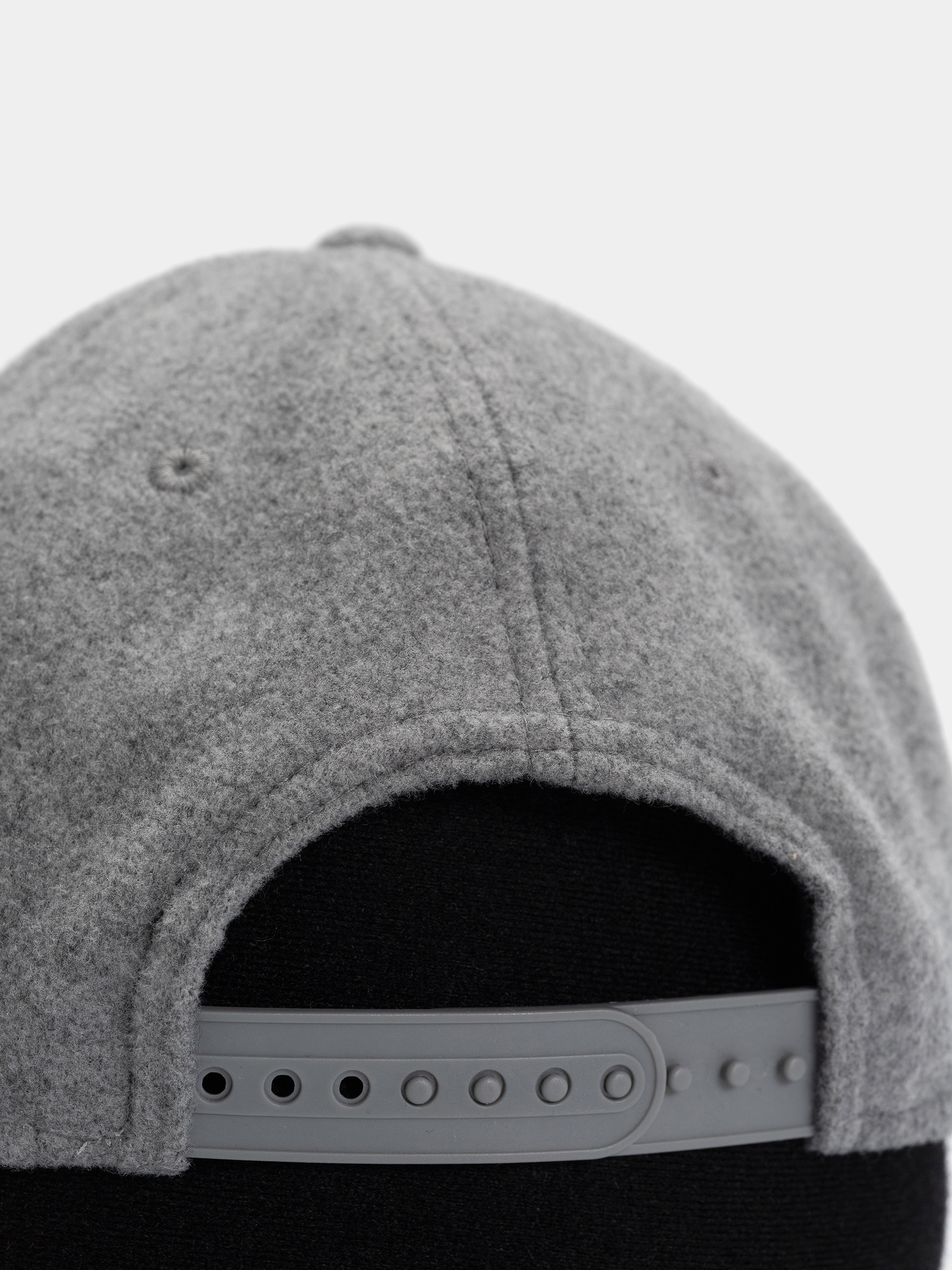 Czapka z daszkiem New Era Winter 9Forty White Sox (dark gray)