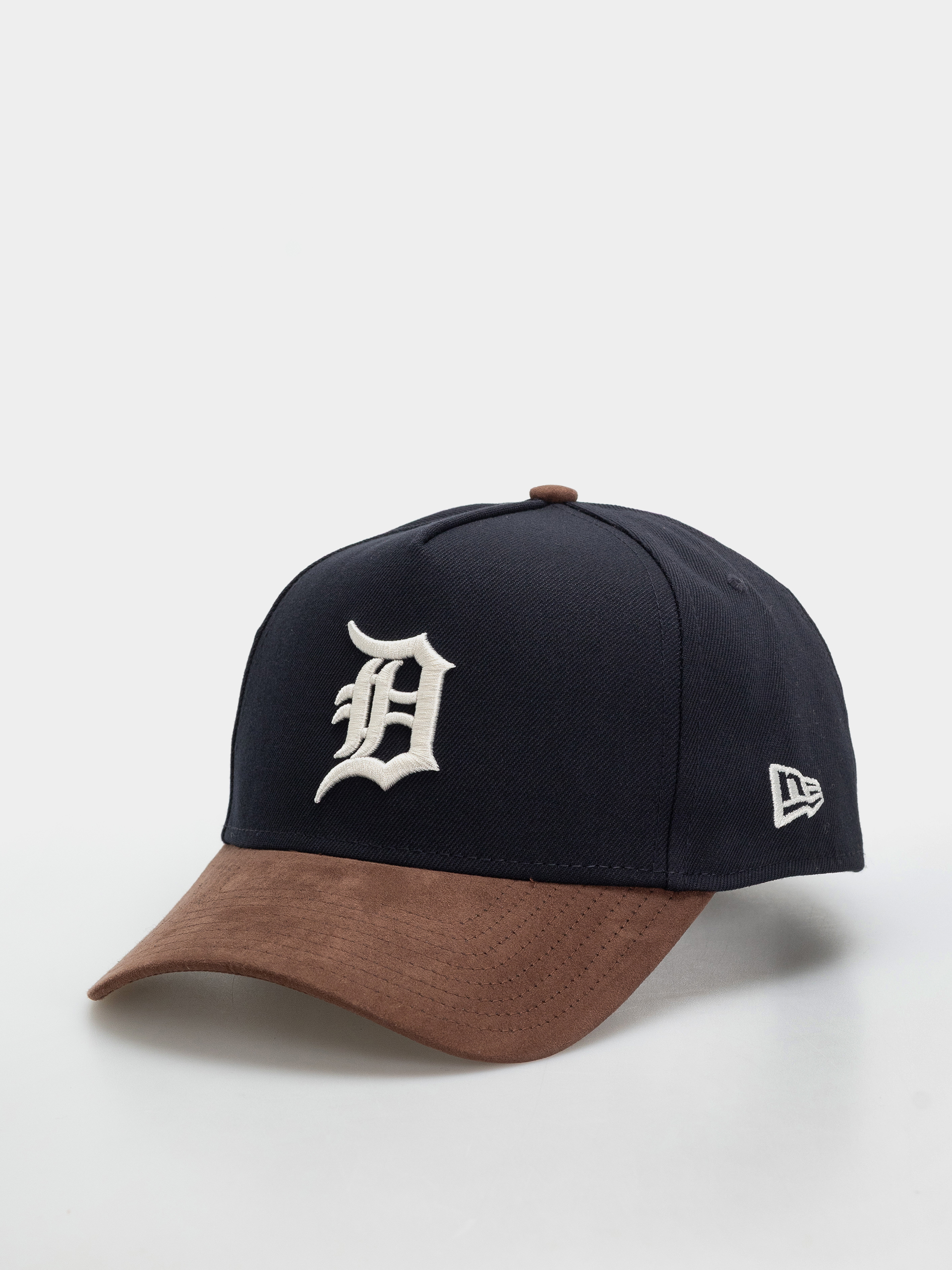 Czapka z daszkiem New Era Suede Visor Eframe Tigers (brlack/brown)