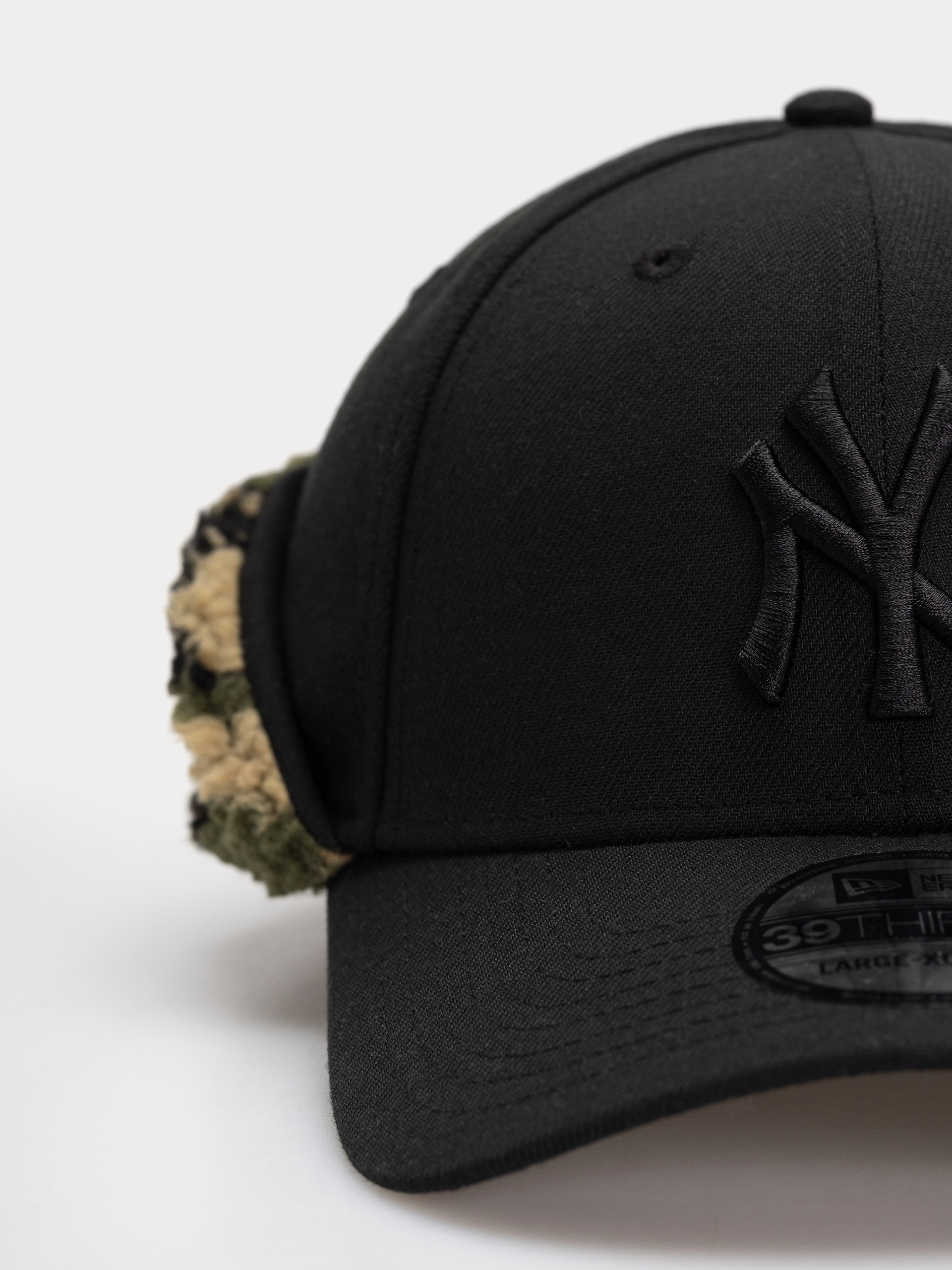 Czapka z daszkiem New Era 39Thirty Downflap New York Yankees (black)