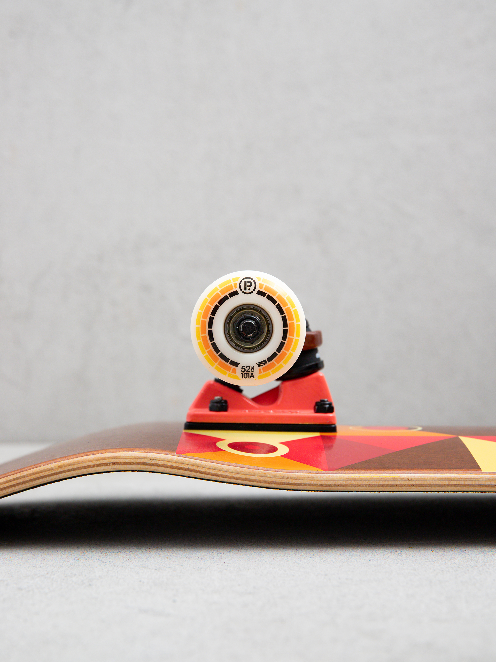 Deskorolka Cartel Skateboards Misterio (deep brown)