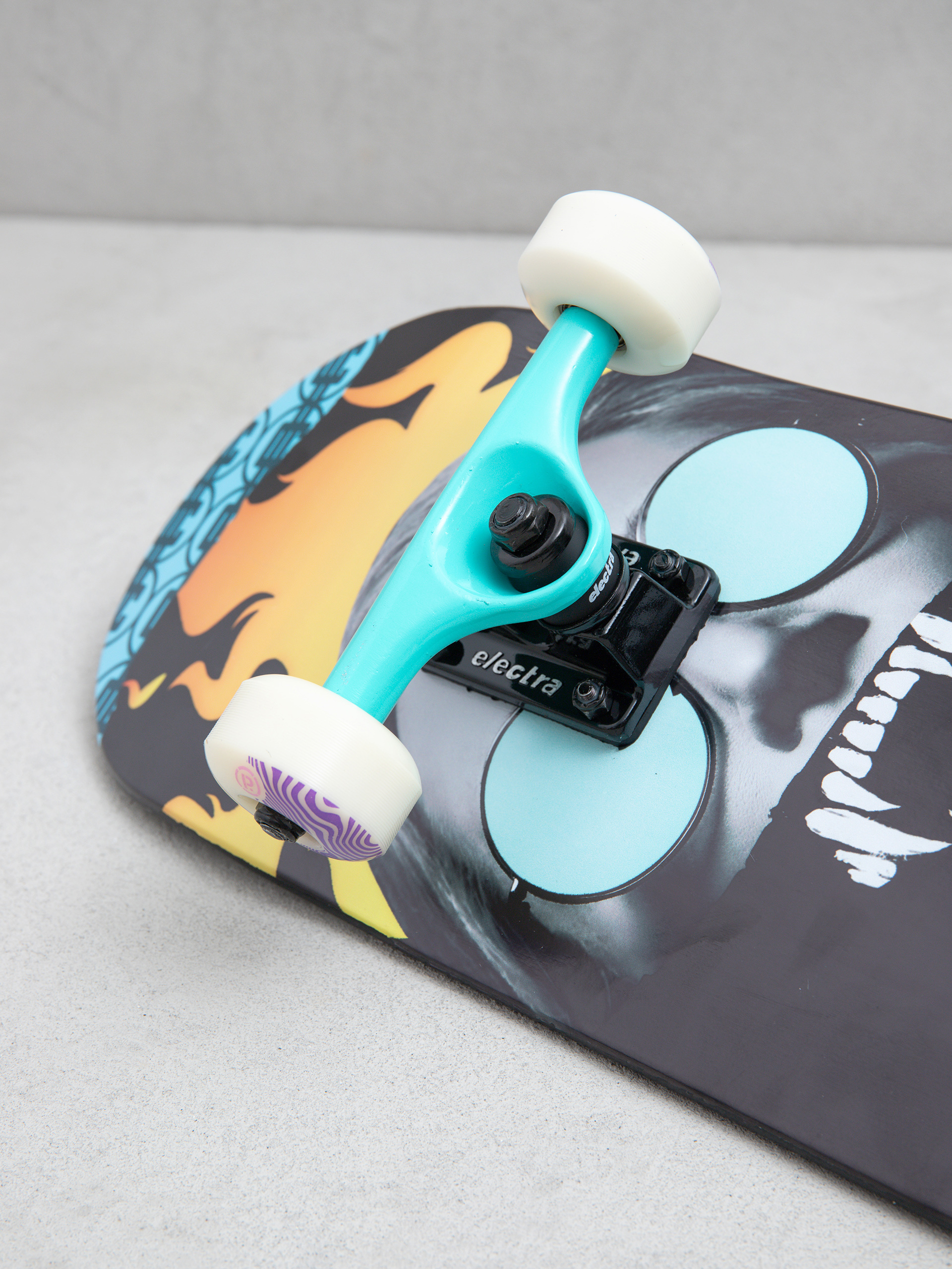 Deskorolka Cartel Skateboards Venom (black)