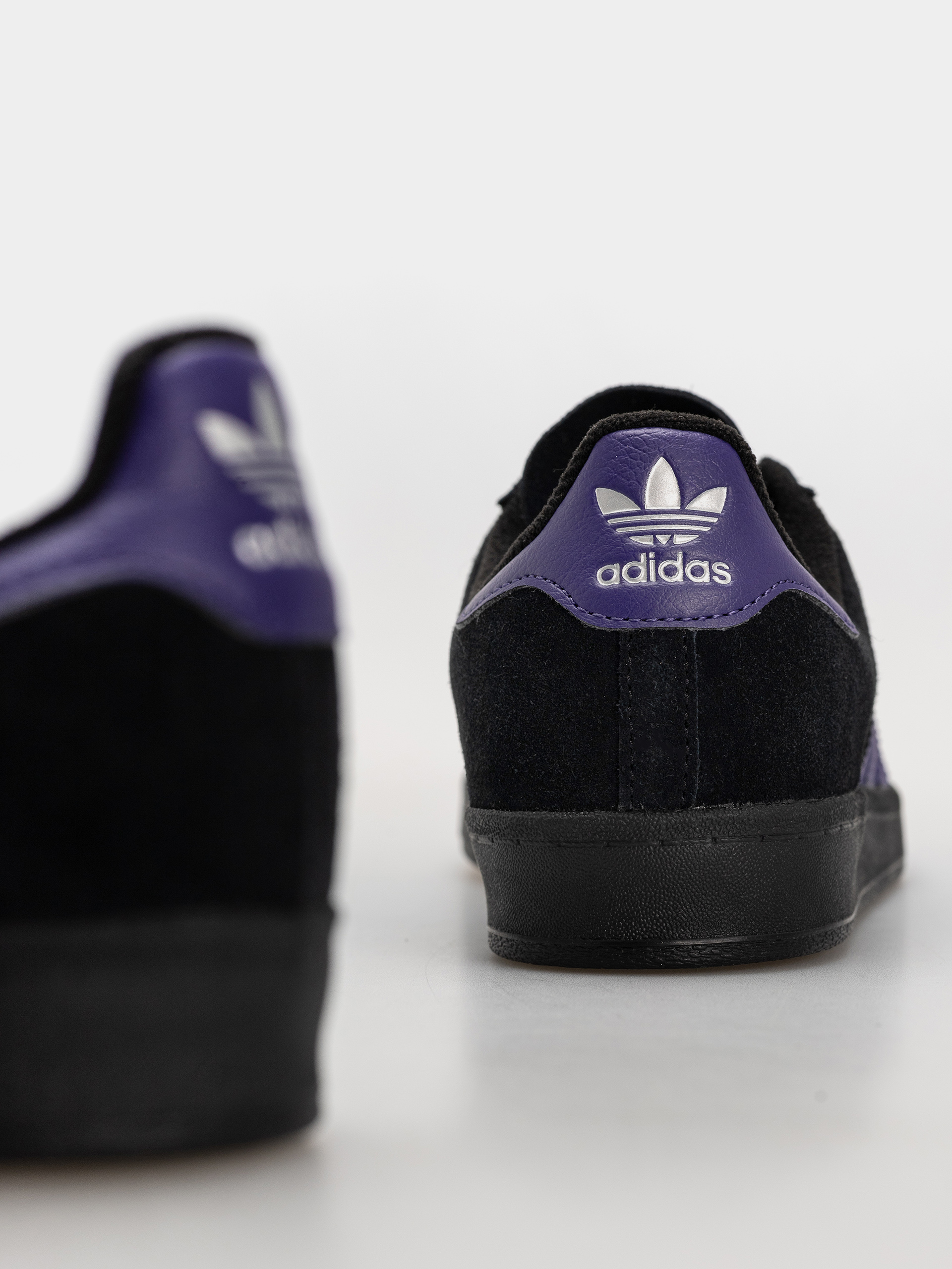 Buty adidas Campus Adv (cpurpl/cblack/silvmt)