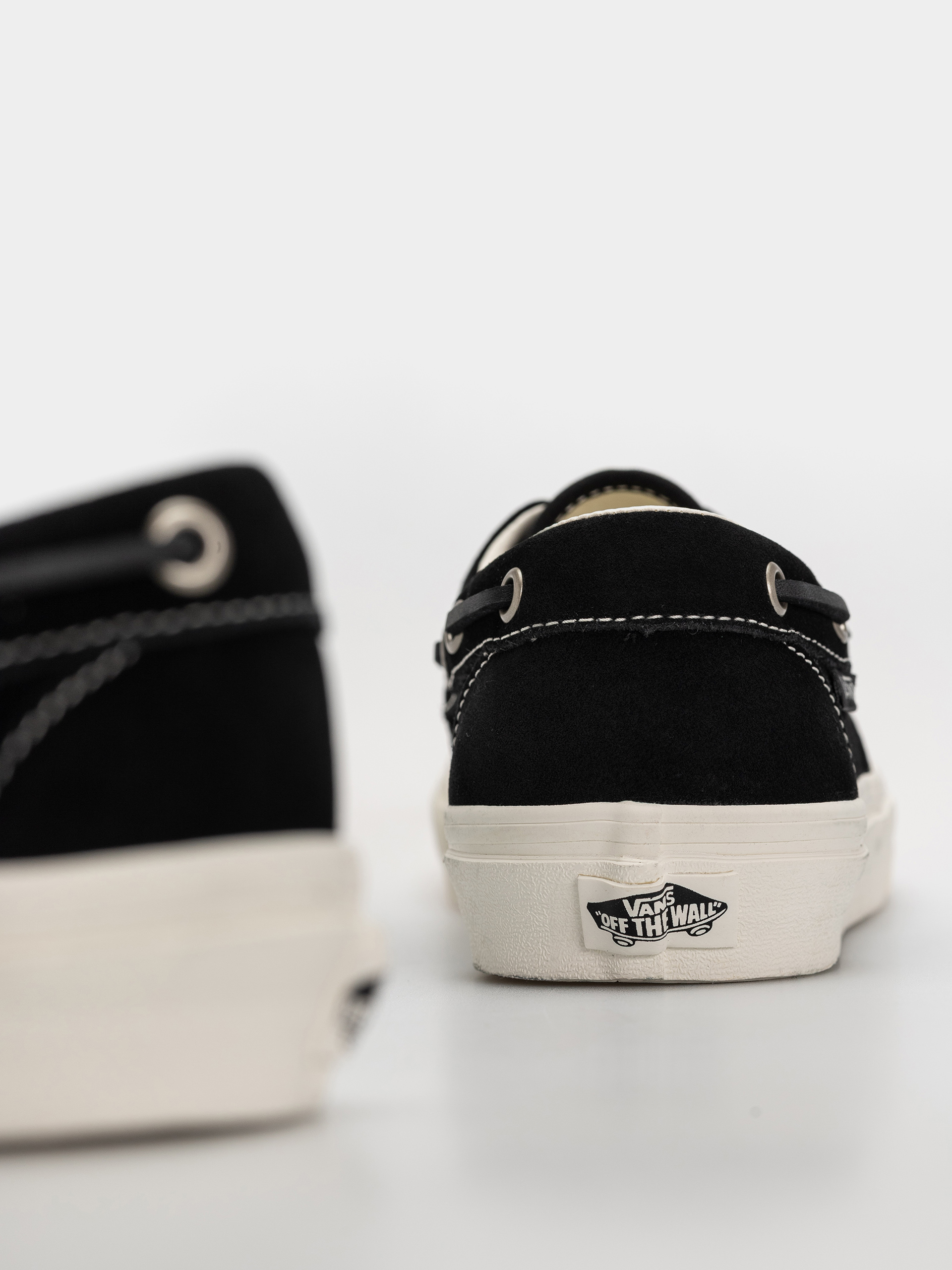 Buty Vans Authentic Boat (black)
