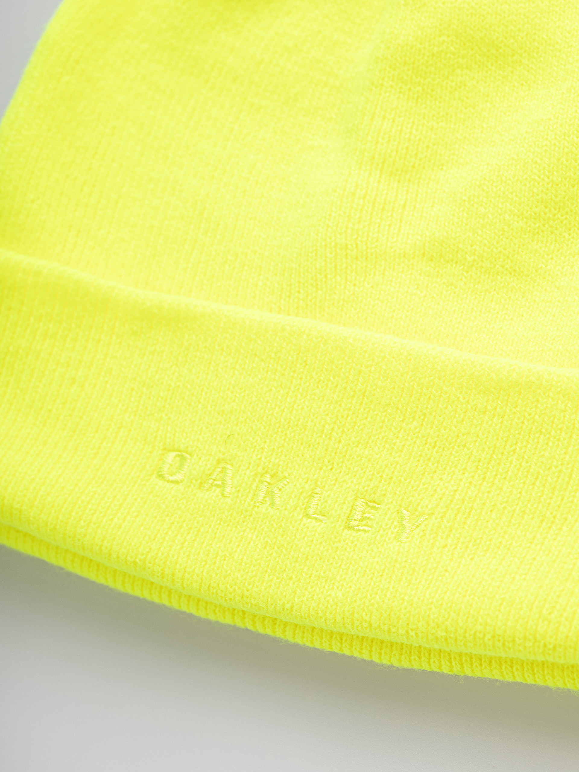Czapka zimowa Oakley Neon (neon yellow)