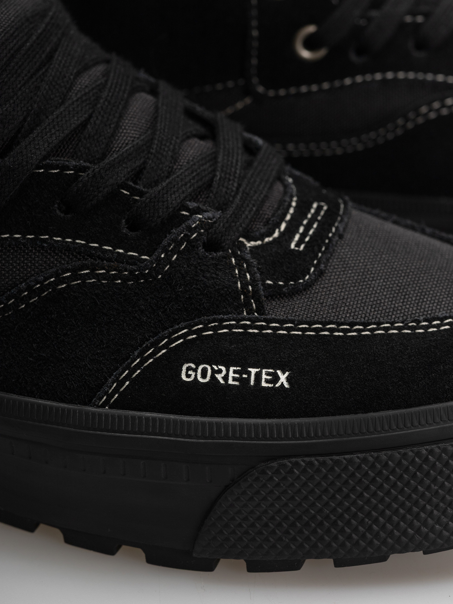 Buty Vans Half Cab Gore Tex Insulated Mte (black/black)