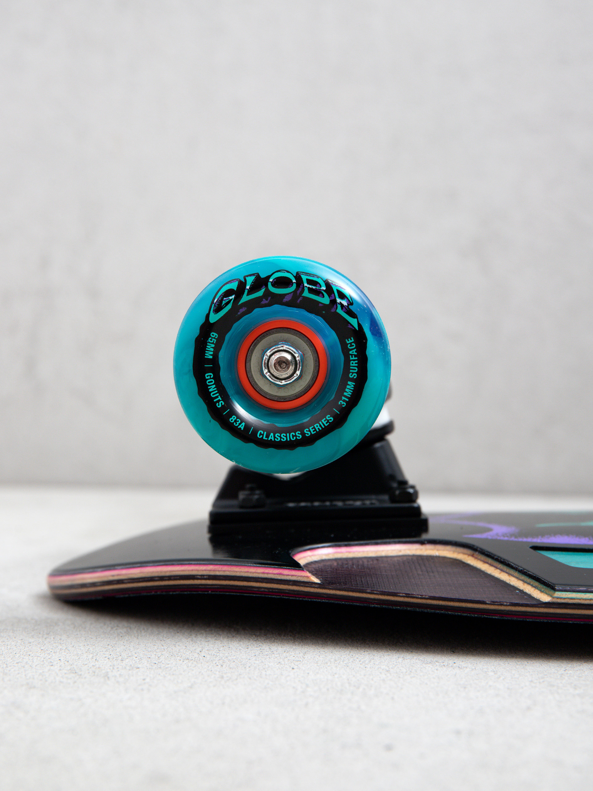 Deskorolka cruiser Globe Talon (black/blue/green)