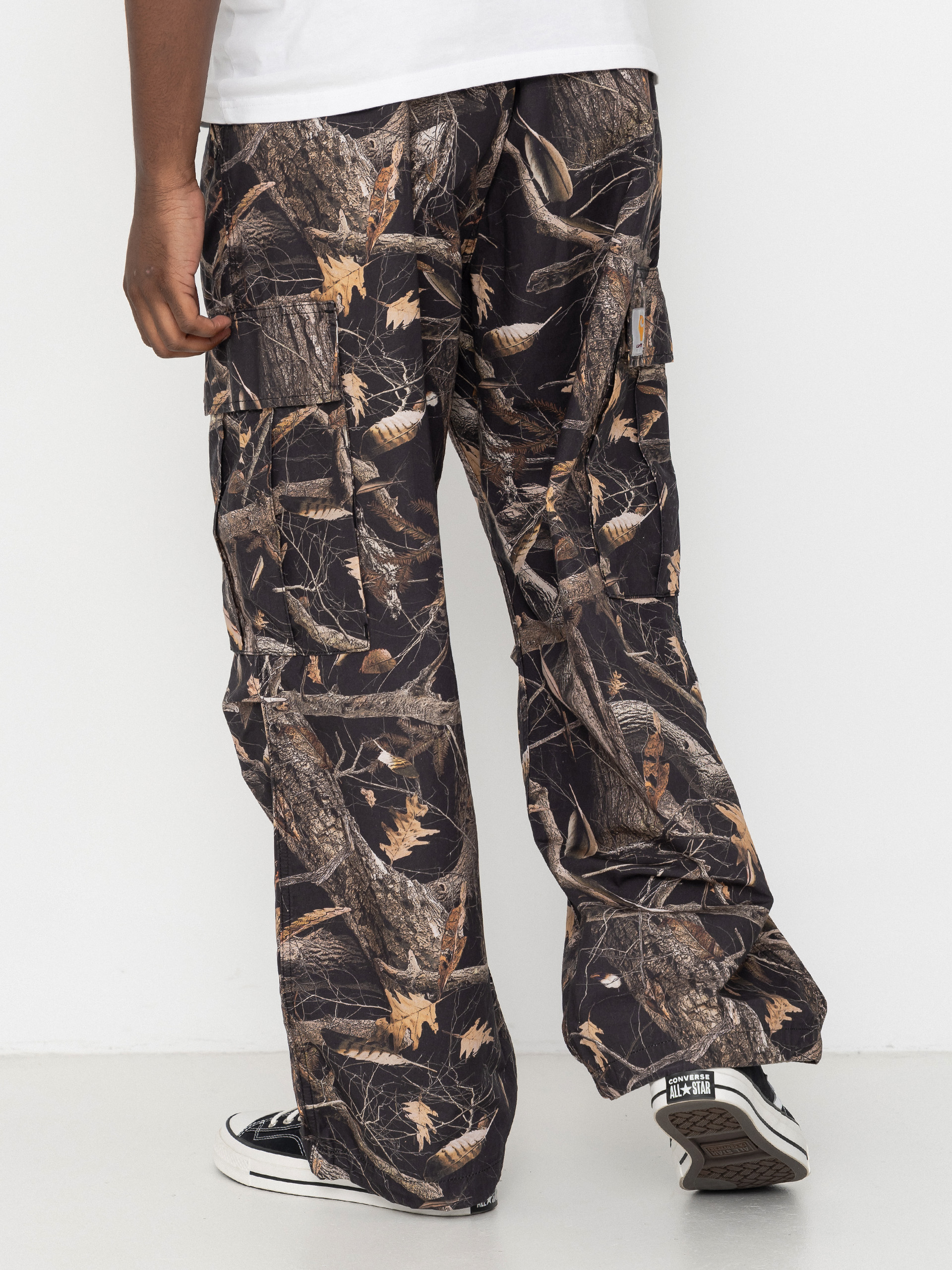 Spodnie Carhartt WIP Osborn Cargo (camo feather tree black/rinsed)