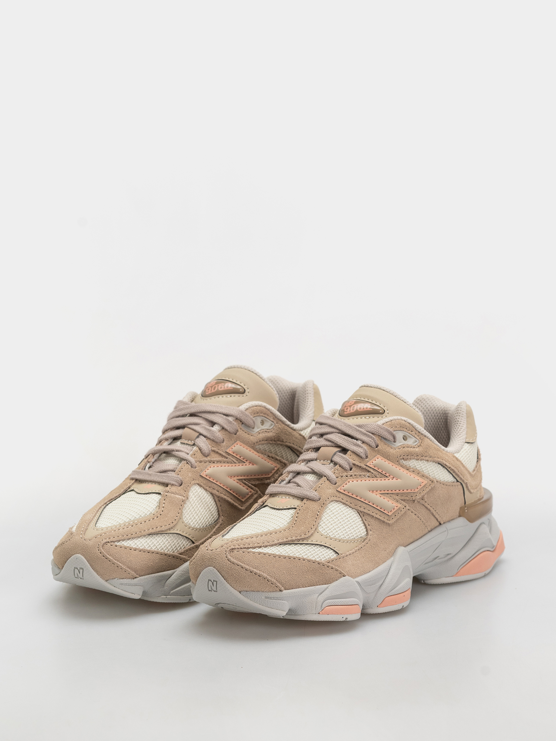Buty New Balance 9060 JR (mindful grey/pink lemonade)