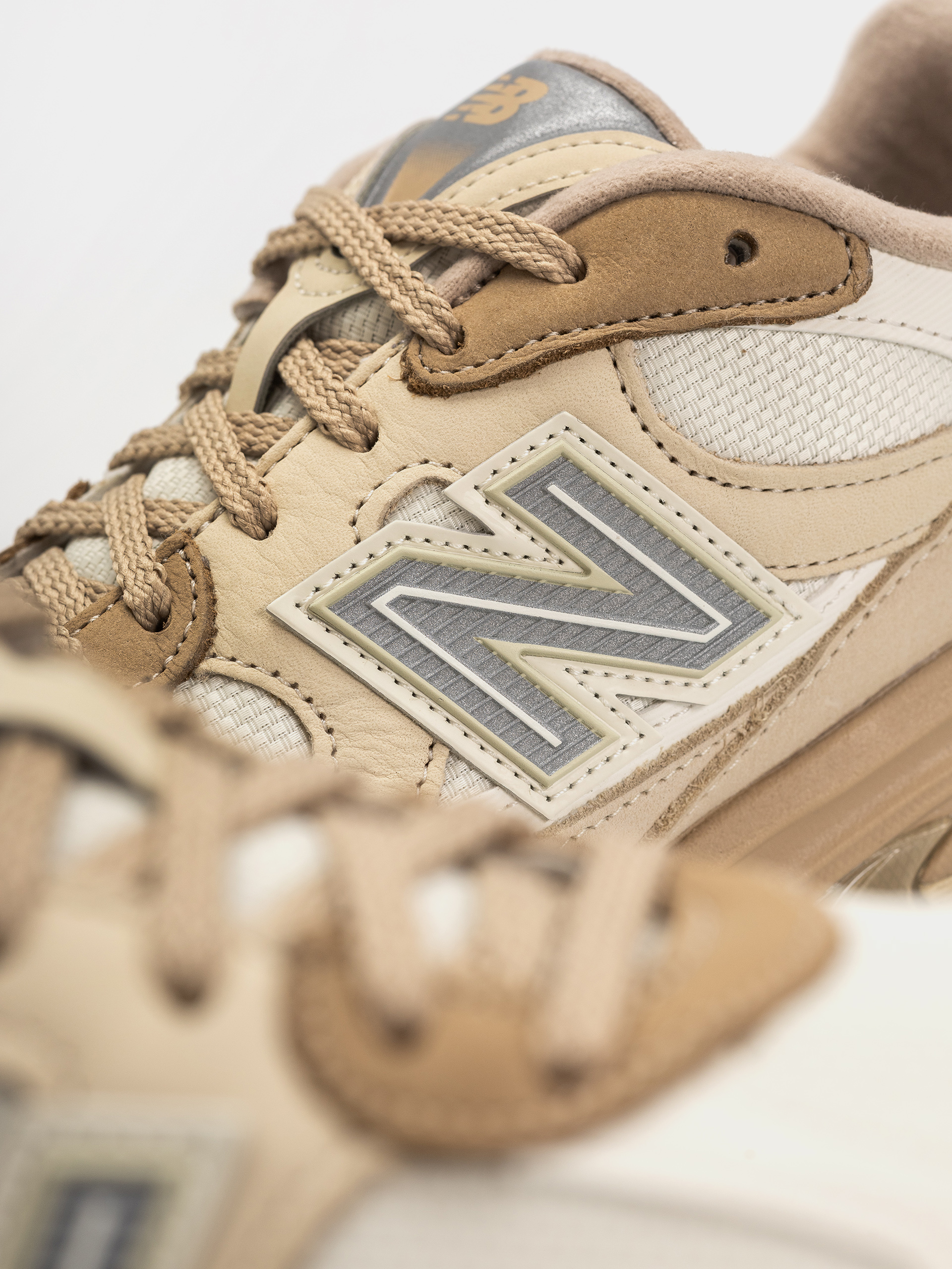 Buty New Balance 2010 (sandstone/bone)