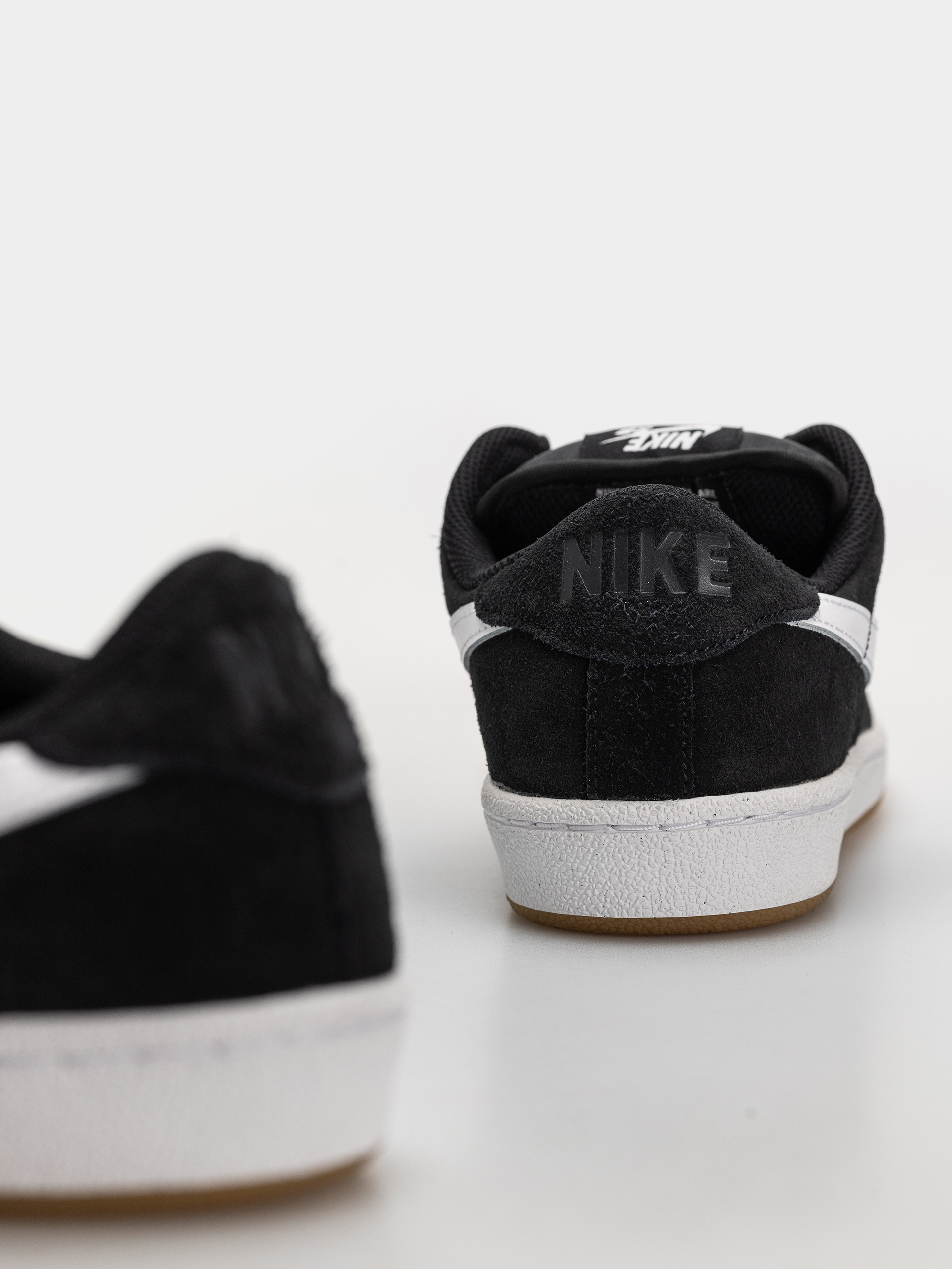 Buty Nike SB Zoom Tennis Classic Xl (black/white gum light brown)