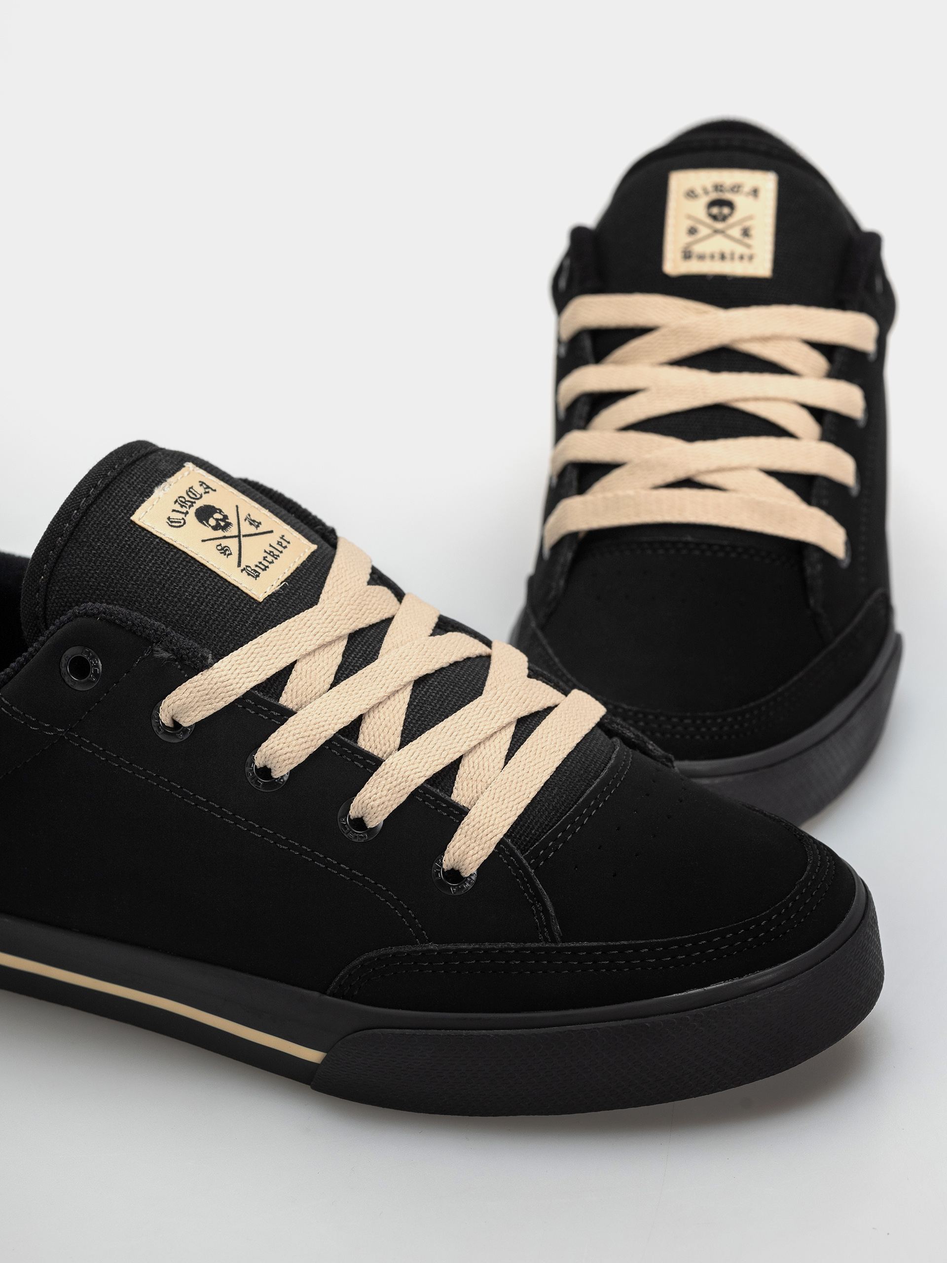 Buty Circa Buckler Sk (black sand)