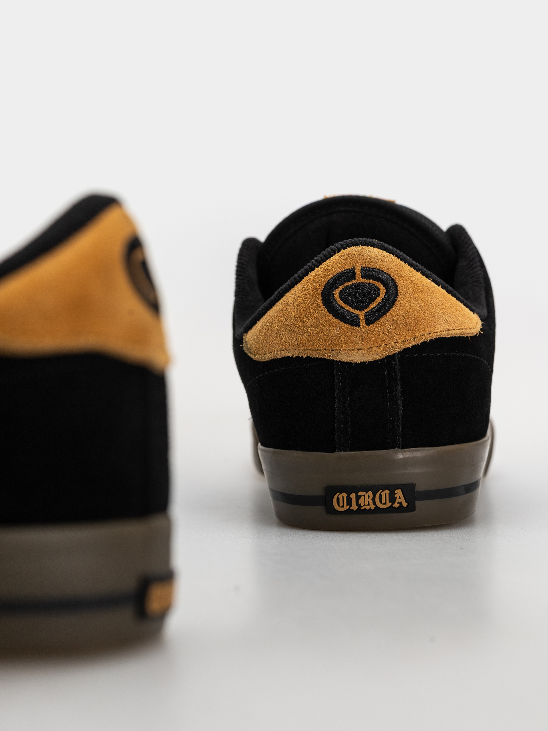 Buty Circa Al 50 (black beeswax gum)