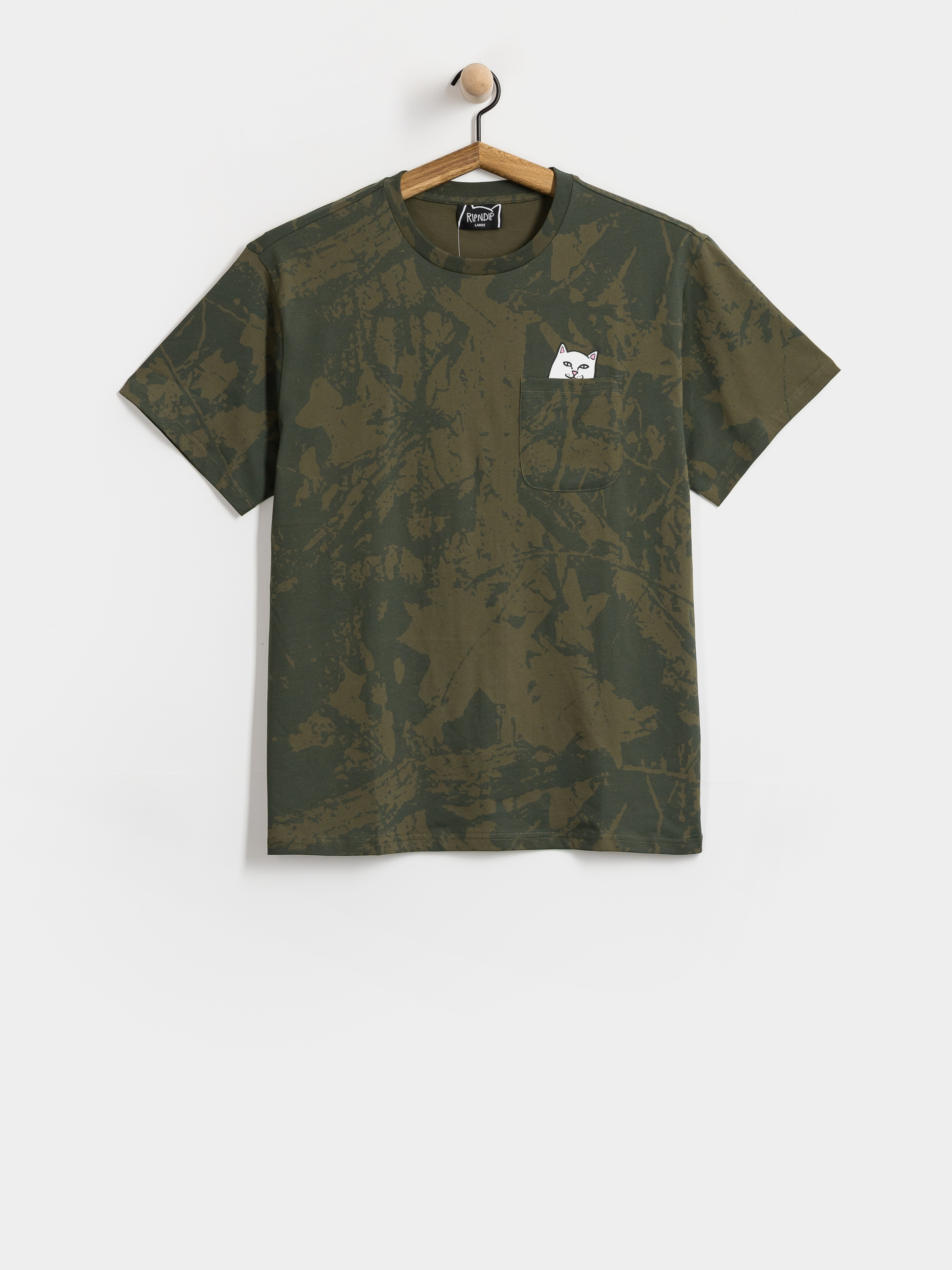 T-shirt RipNDip Lord Nermal Pocket (forest camo)