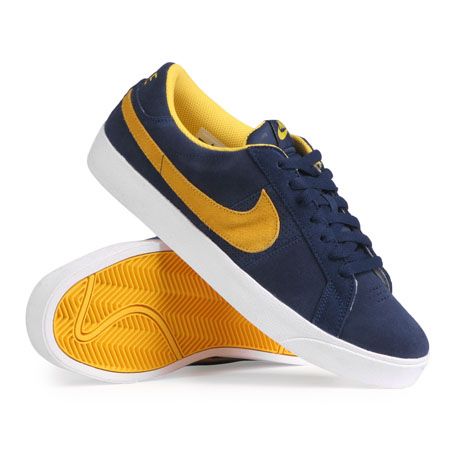Buty Nike SB Blazer Low CS (midnight navy/varsity maze)