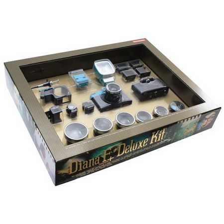Aparat fotograficzny Lomography Diana Deluxe Package (czarny)